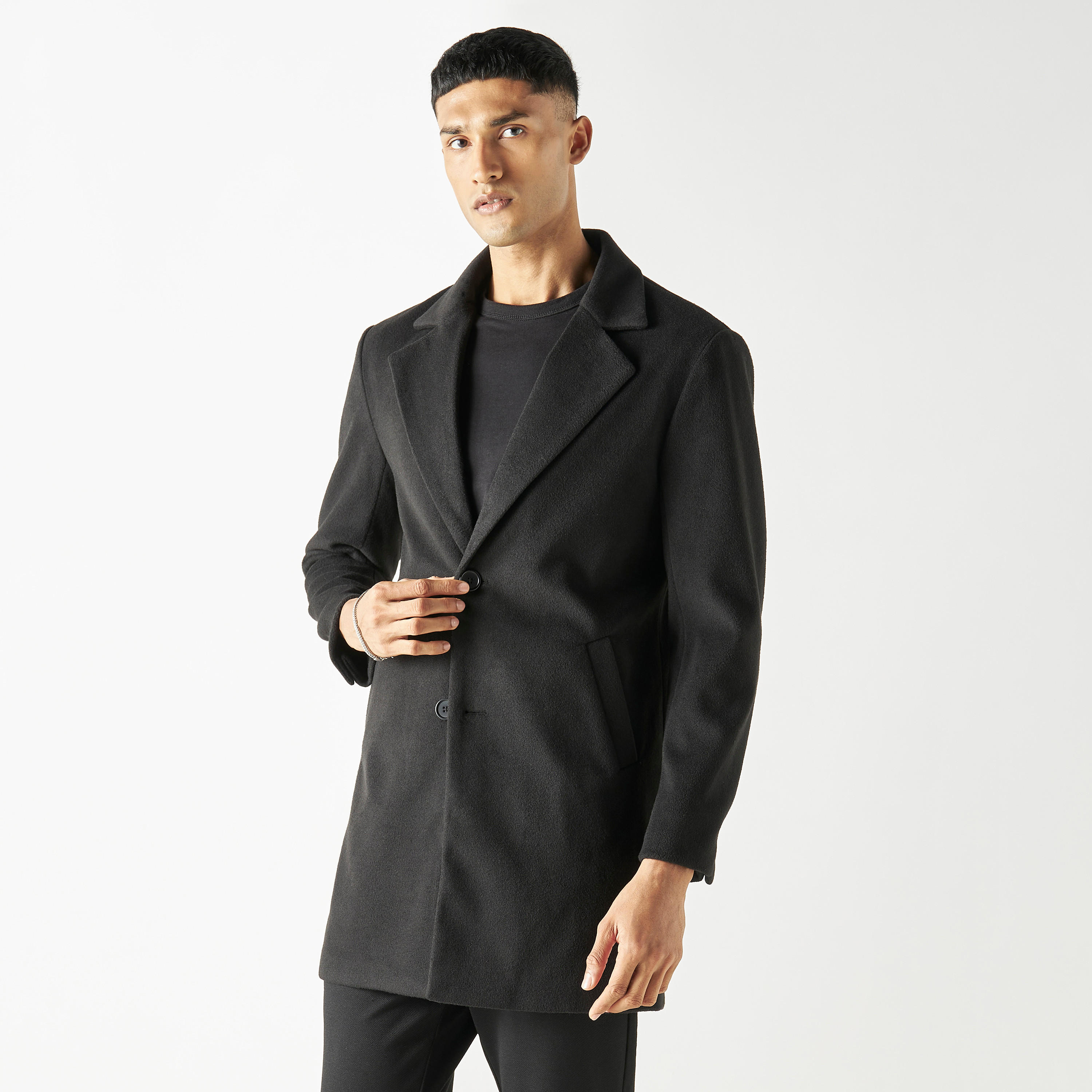 جاكيت سادة بجيوب وياقة مطوية من آيكونيك-men-clothing-jacketsandblazers-jackets-image-4
