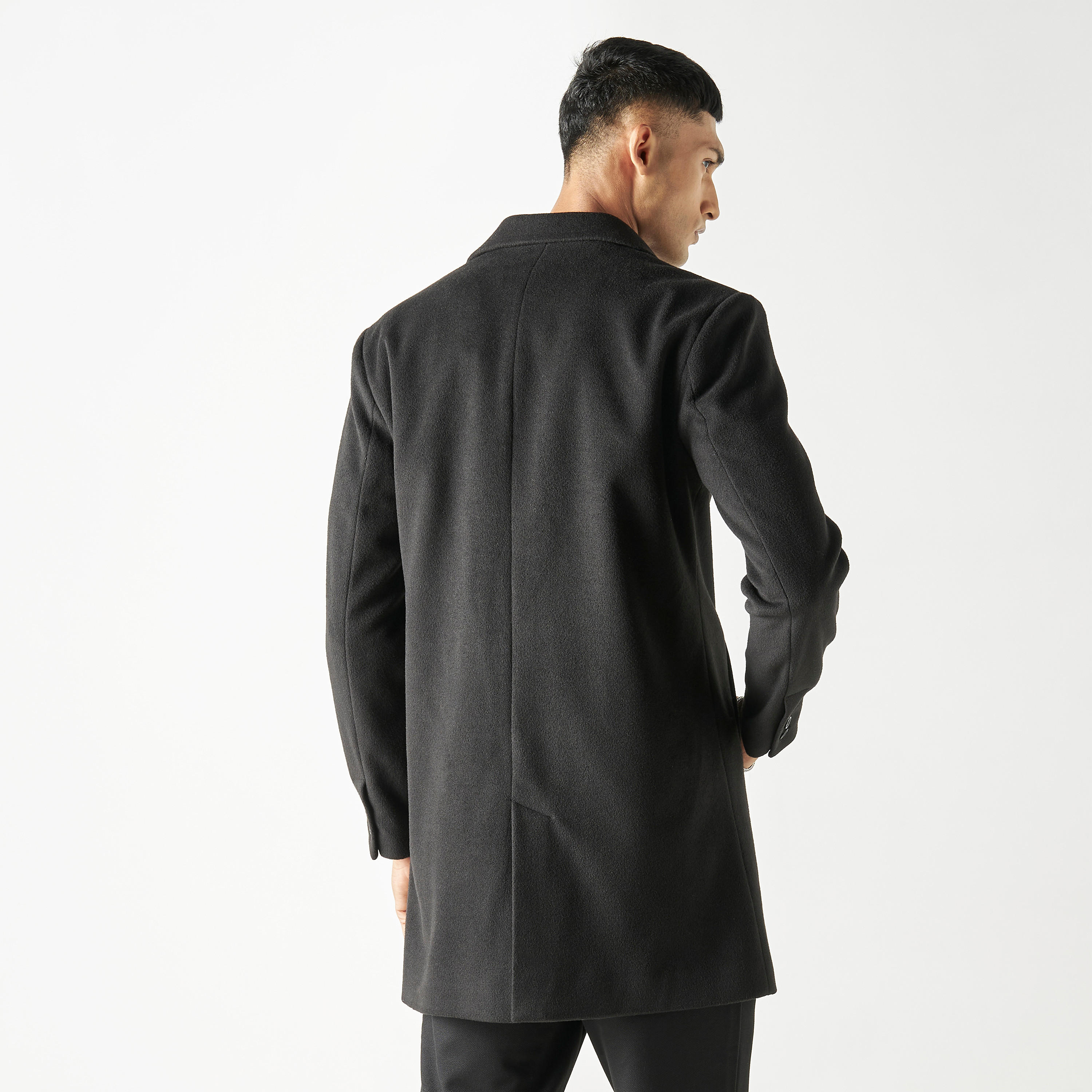 جاكيت سادة بجيوب وياقة مطوية من آيكونيك-men-clothing-jacketsandblazers-jackets-image-2