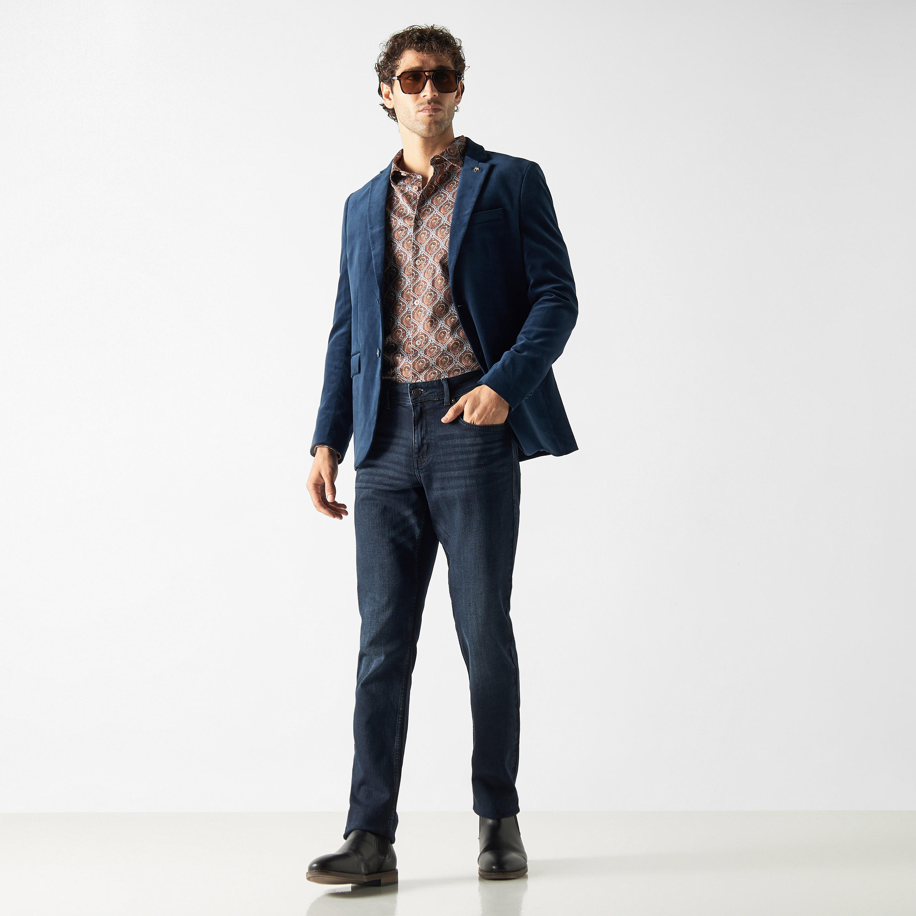 بنطال جينز بقصة ضيقة مع زر للإغلاق-men-clothing-bottoms-jeans-image-3