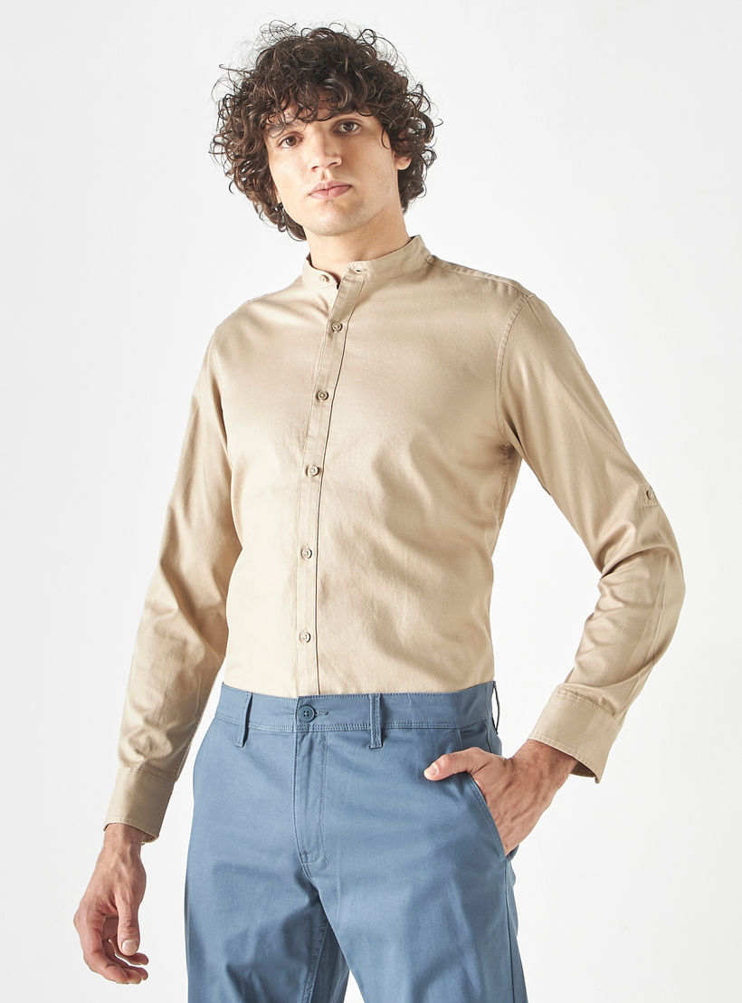 قميص بارز الملمس بقصة سليم بياقة ماندارين وأكمام طويلة-men-clothing-shirts-image-1