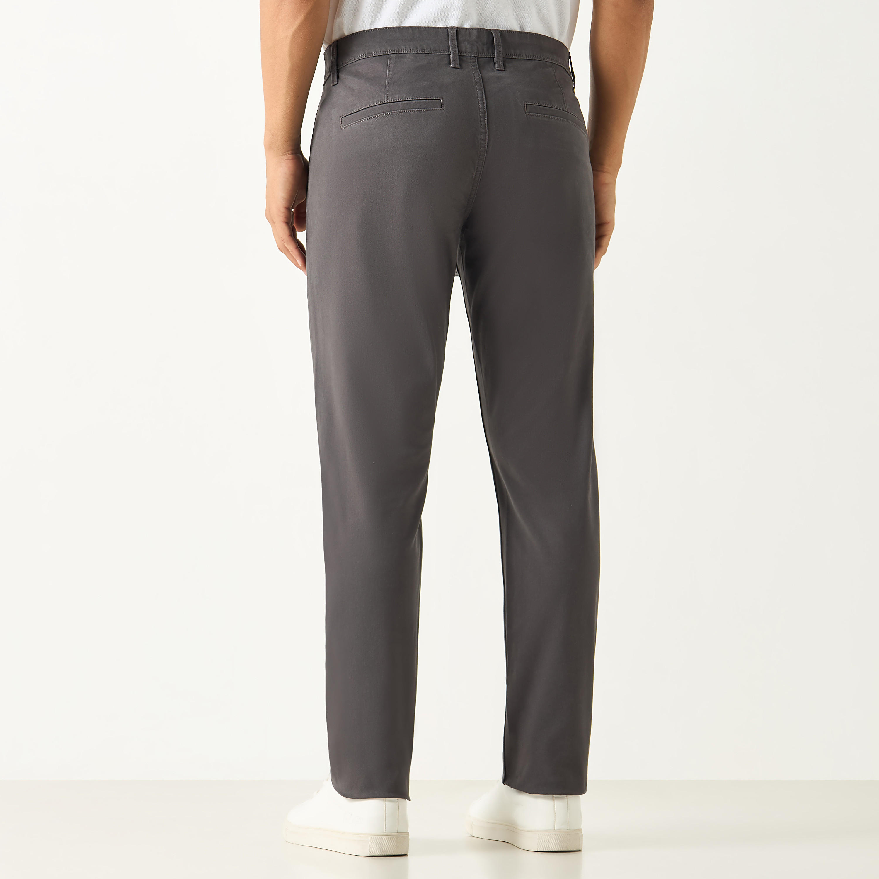 بنطلون شينو بقصّة سليم وجيوب-men-clothing-bottoms-trousersandchinos-trousers-image-2