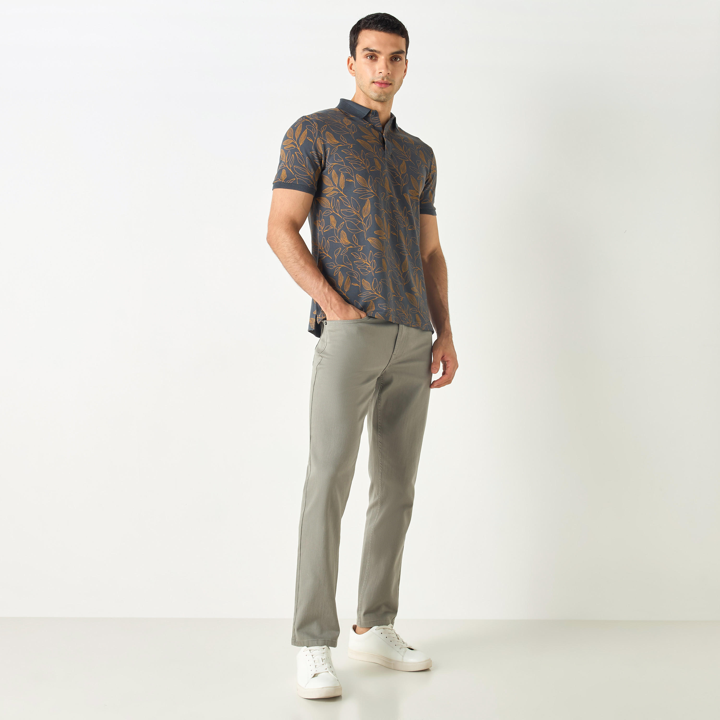 تيشيرت بولو بأكمام قصيرة وطبعات-men-clothing-tshirtsandpolos-polos-image-2