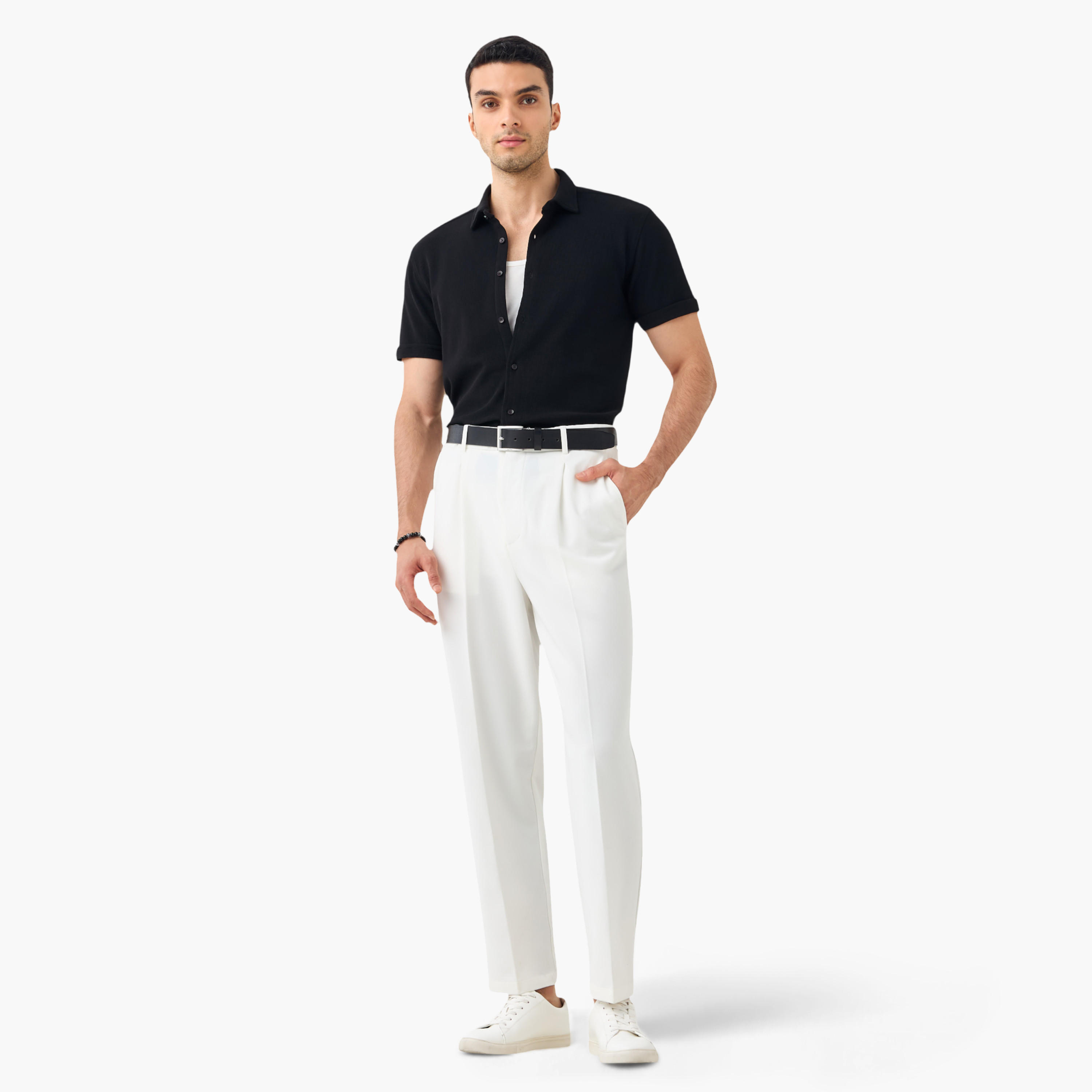 قميص بارز الملمس بقصة سليم وياقة عادية وأكمام قصيرة-men-clothing-shirts-image-23