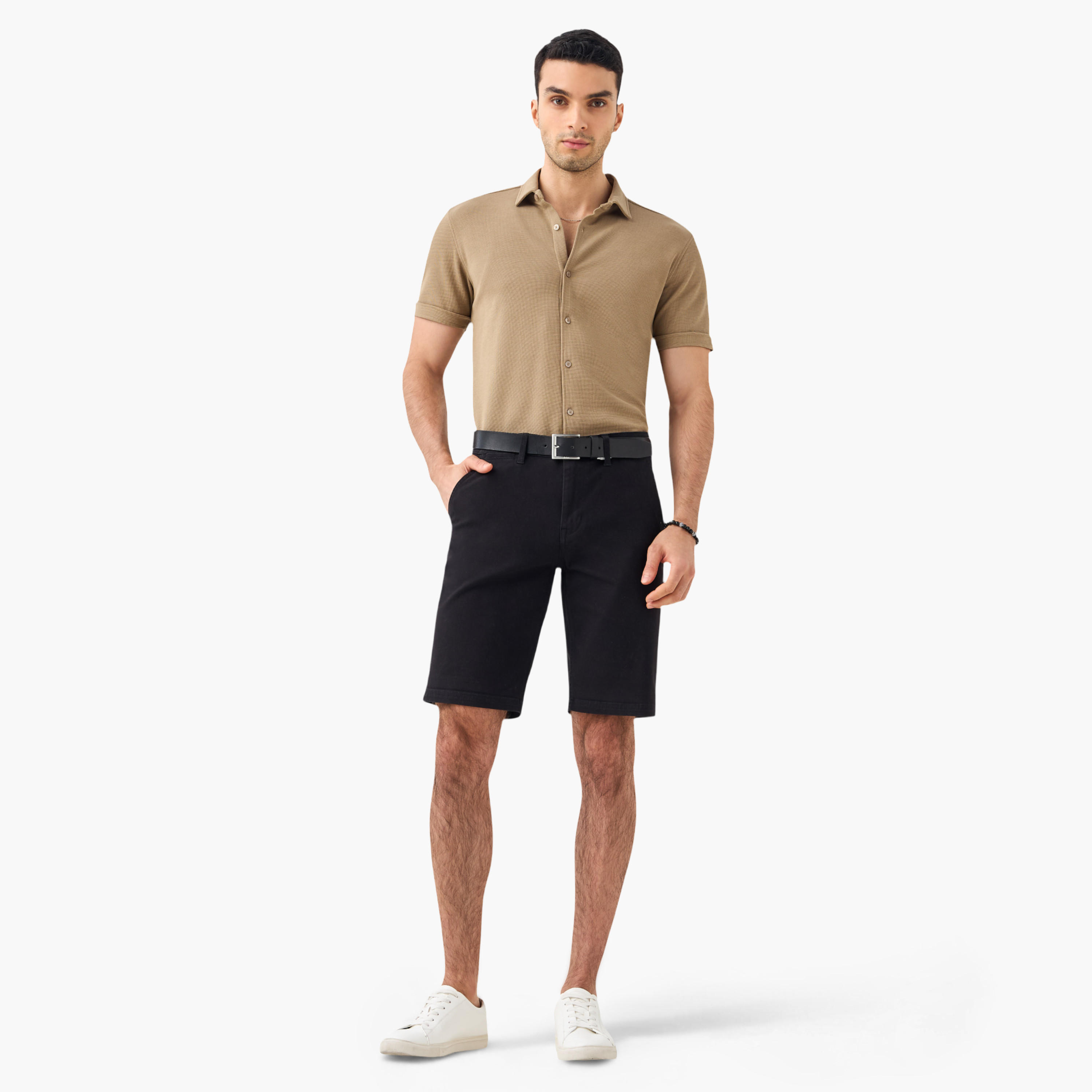 قميص بارز الملمس بقصة سليم وياقة عادية وأكمام قصيرة-men-clothing-shirts-image-3