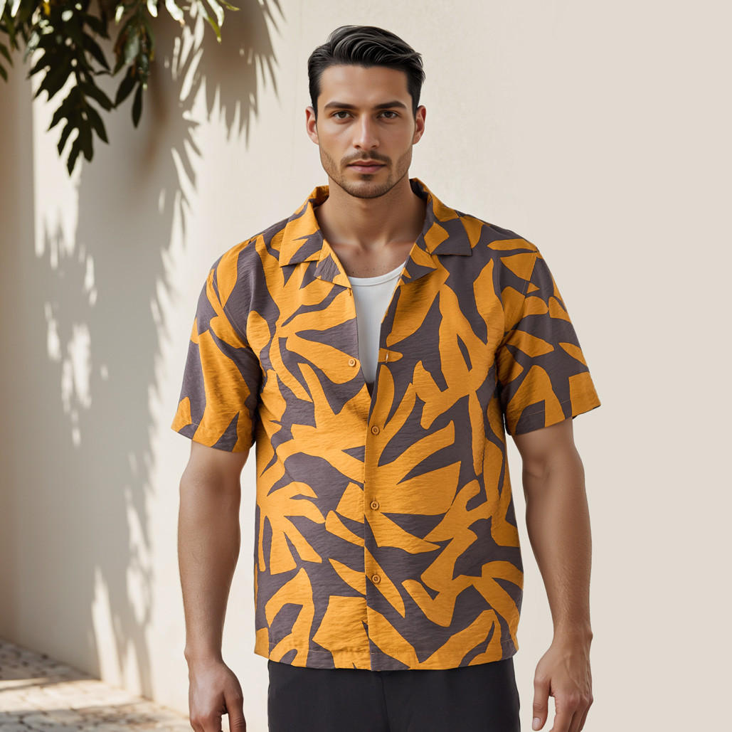 قميص منتجع بطبعات وياقة وقصة عادية-men-clothing-shirts-image-1