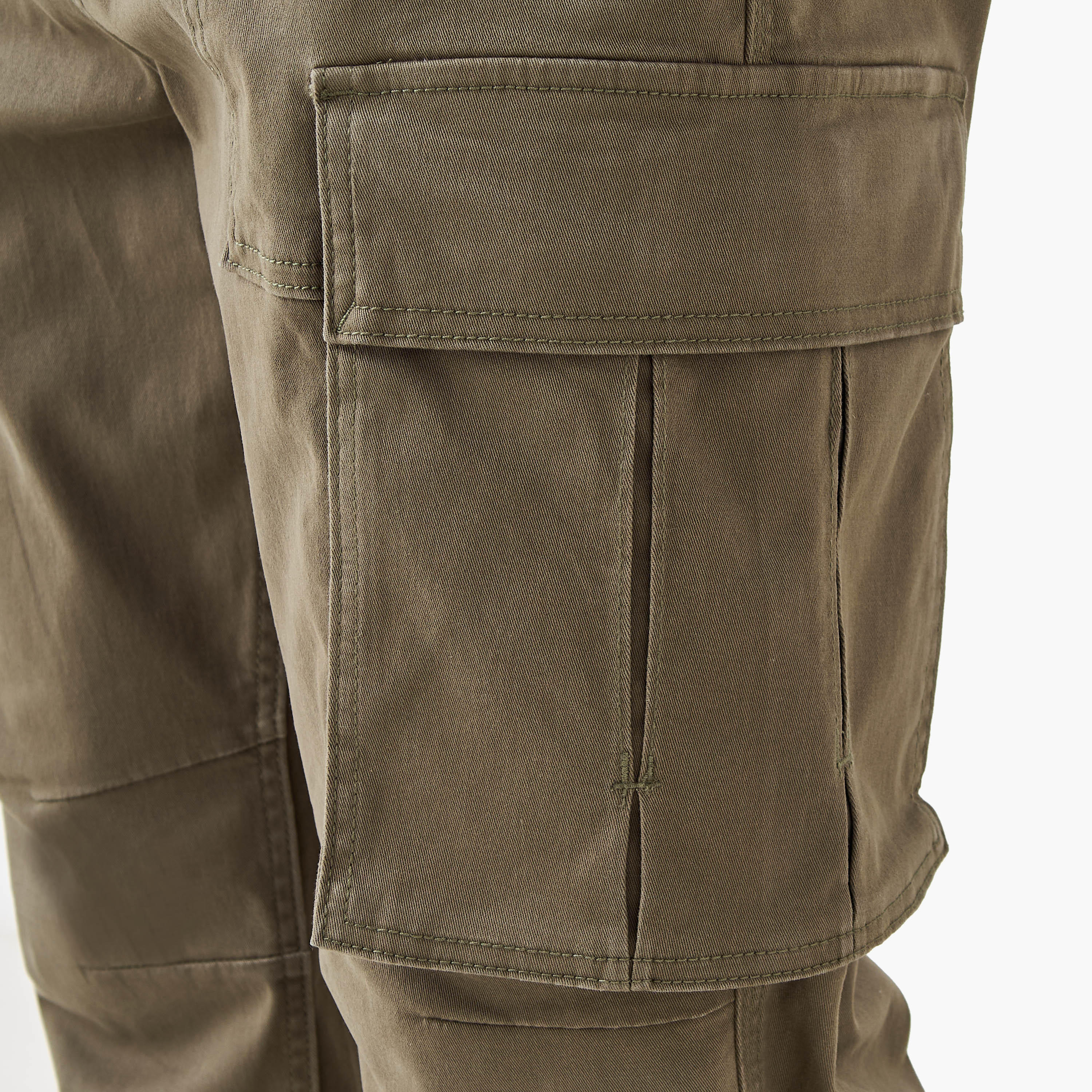 Regular Fit Twill Cargo Pants with Pockets-men-clothing-bottoms-trousersandchinos-trousers-image-5