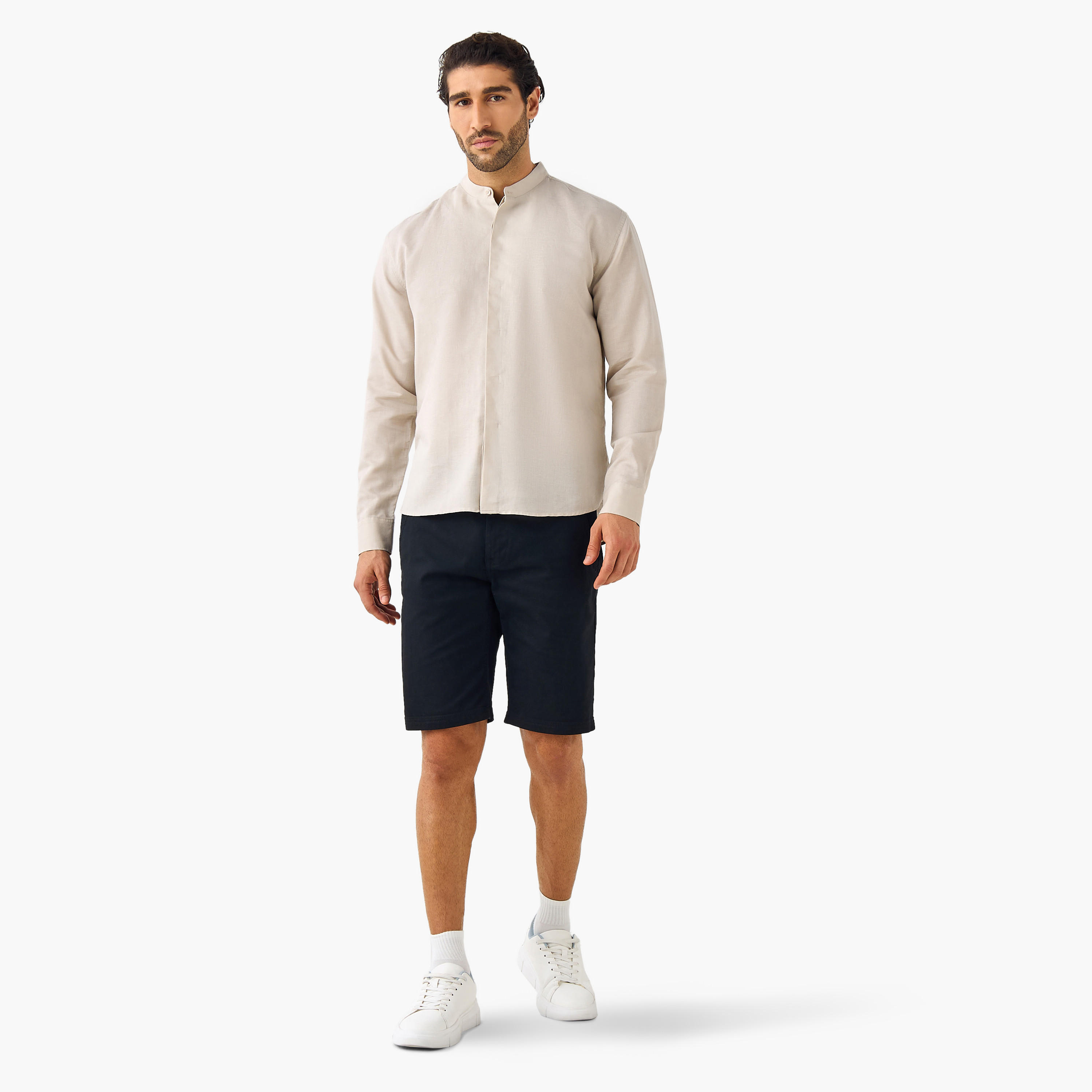 قميص من مزيج الكتان بياقة ماندرين وقصة عادية-men-clothing-shirts-image-4