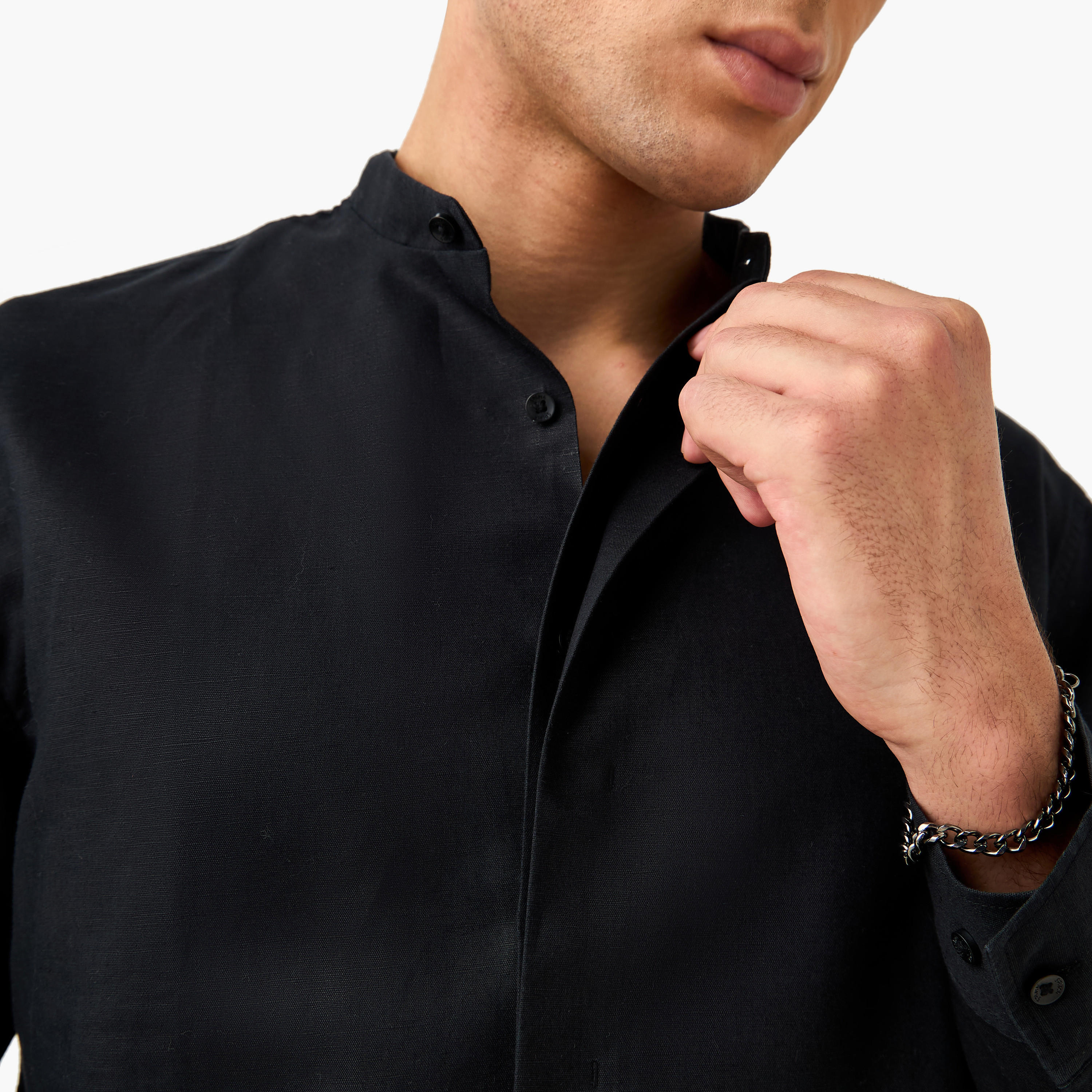 قميص من مزيج الكتان بياقة ماندرين وقصة عادية-men-clothing-shirts-image-1