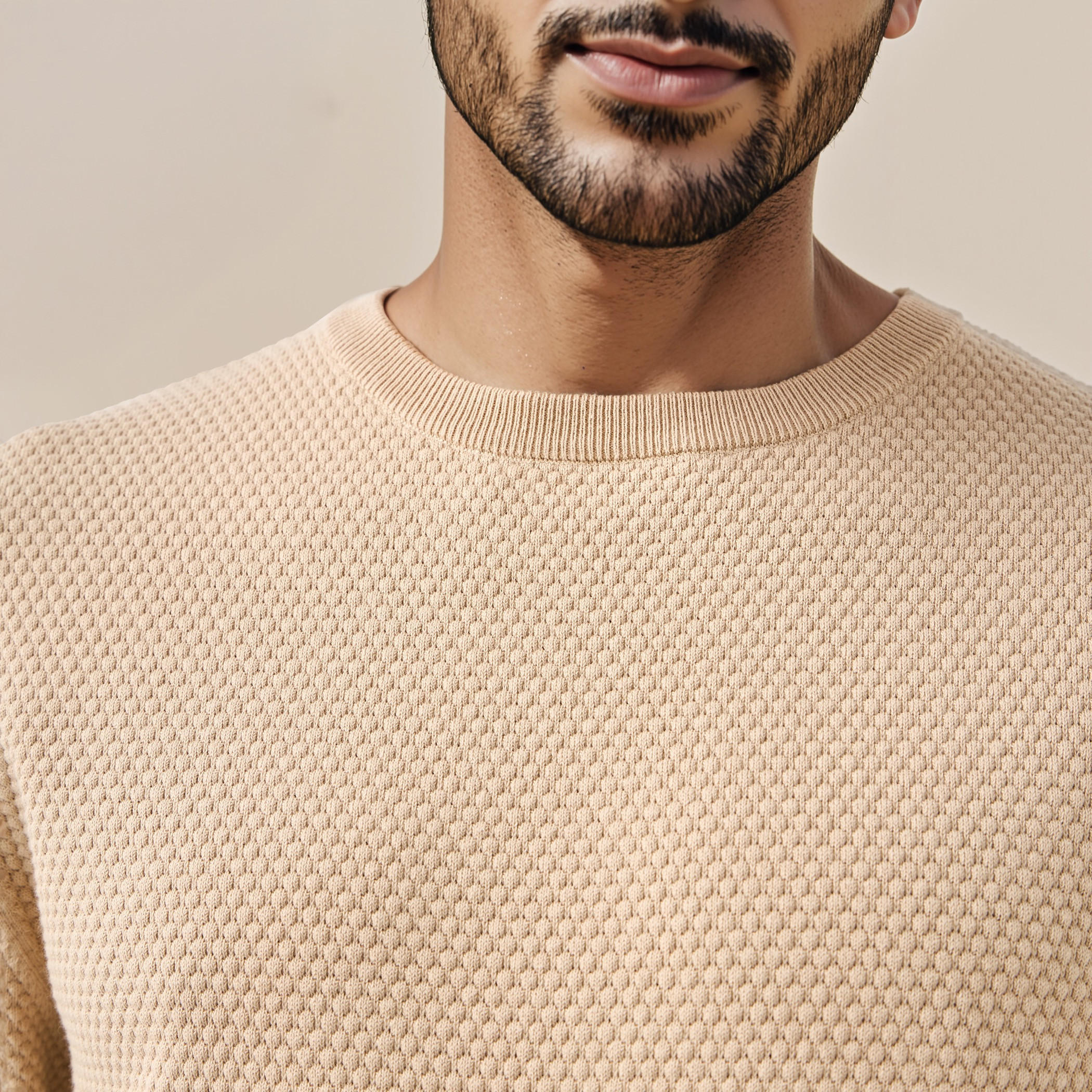 Textured Crew Neck T-shirt-men-clothing-tshirtsandpolos-tshirts-image-4