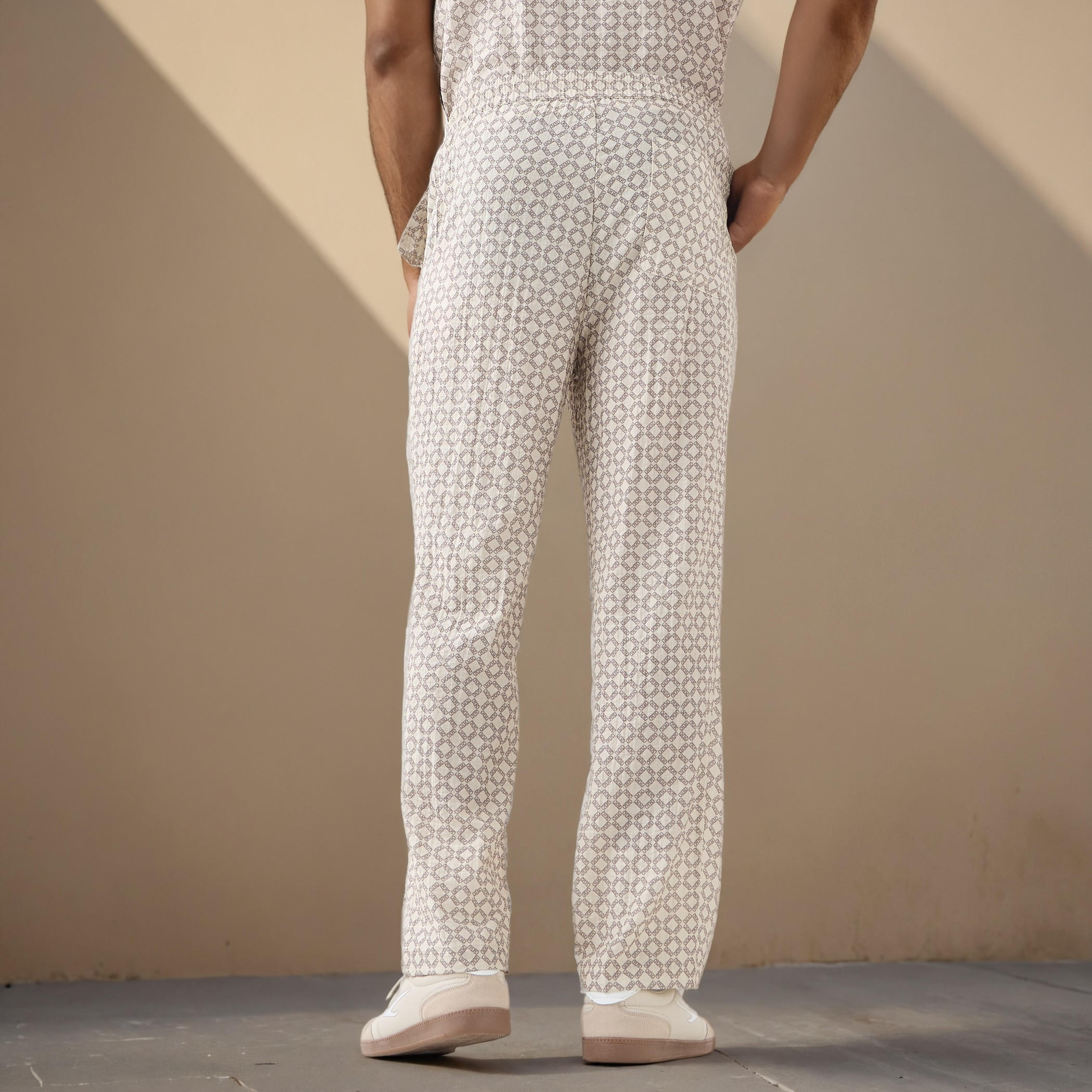 Emperor Regular Fit Linen Blend Pants with Flexi Waist and Pockets-men-clothing-bottoms-trousersandchinos-trousers-image-3