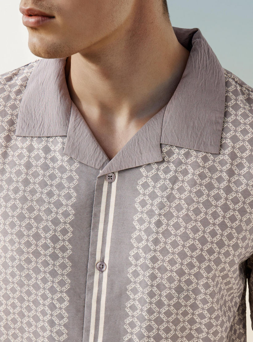 قميص بطبعات بقصة عادية وياقة كامب من إمبراطور-men-clothing-shirts-image-2