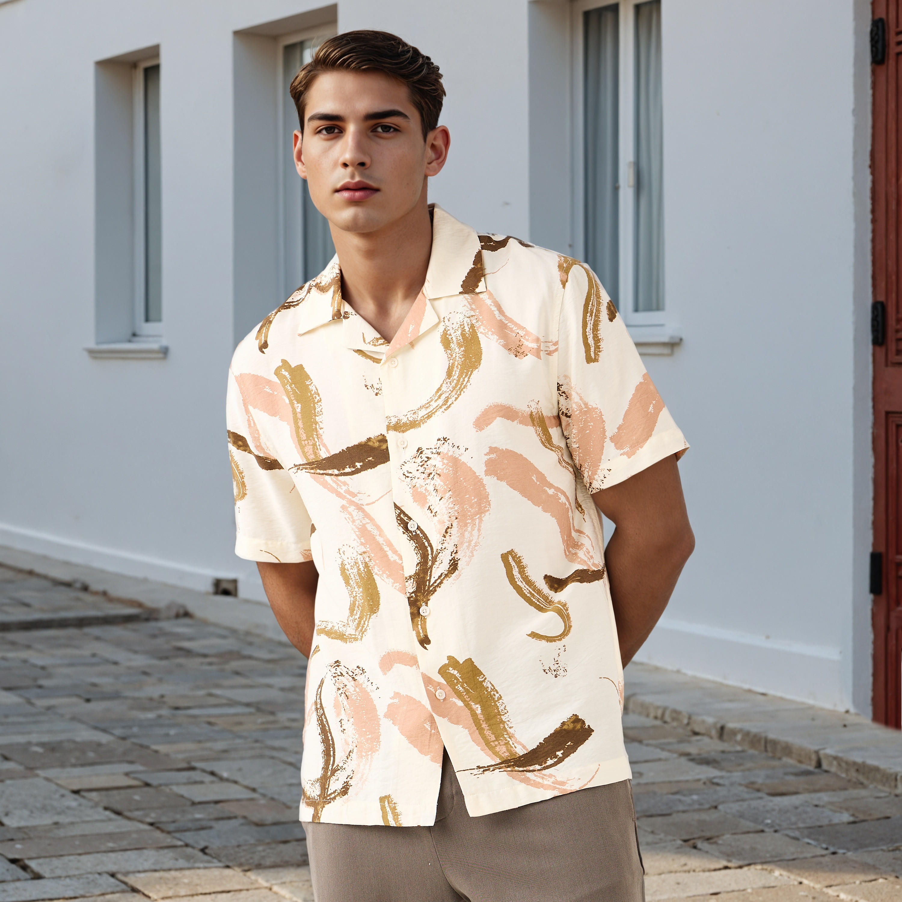 قميص بطبعات وياقة كامب-men-clothing-shirts-image-1