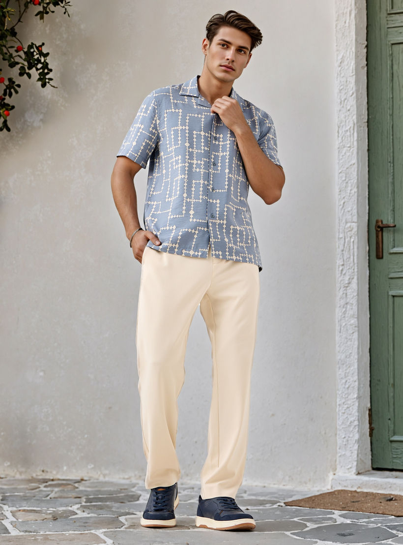 قميص بطبعات وياقة كامب-men-clothing-shirts-image-2