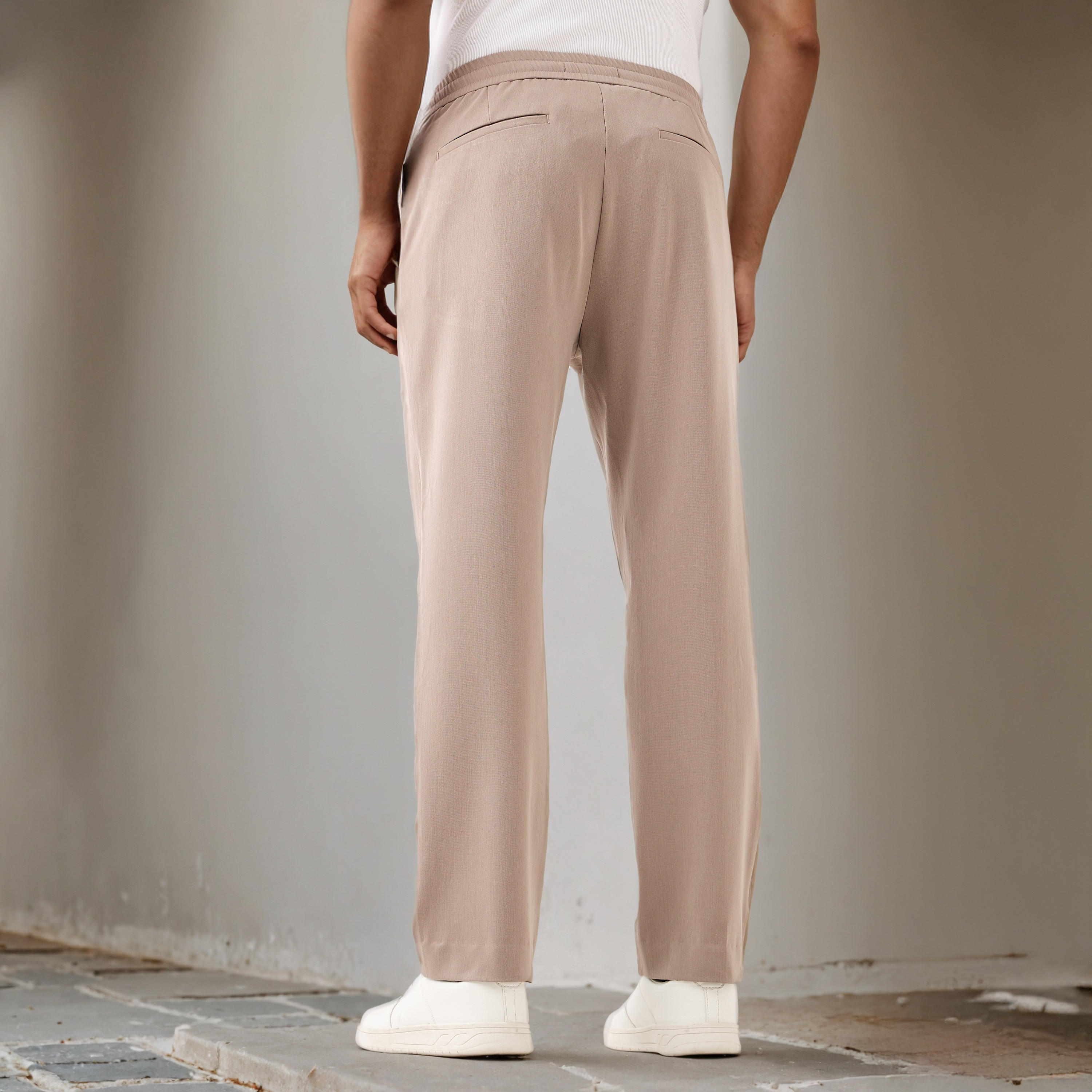 بنطلون بقصة عادية وجيوب-men-clothing-bottoms-trousersandchinos-trousers-image-3