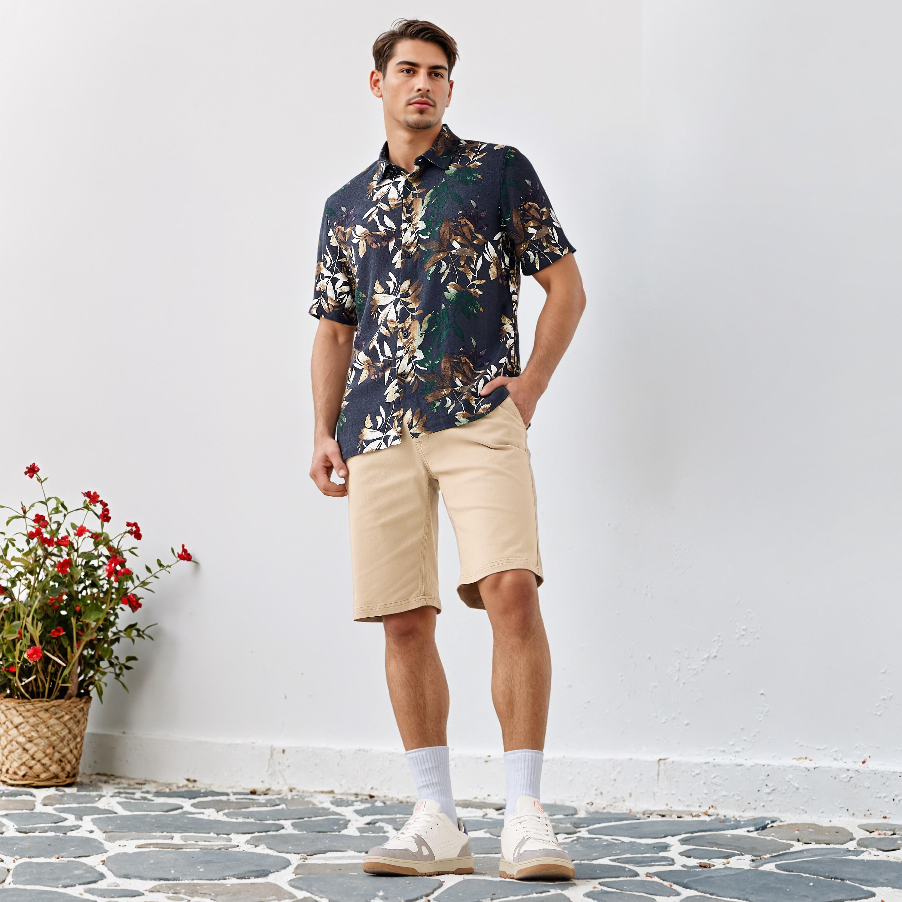 قميص بقصة عادية وطبعات نباتية-men-clothing-shirts-image-4