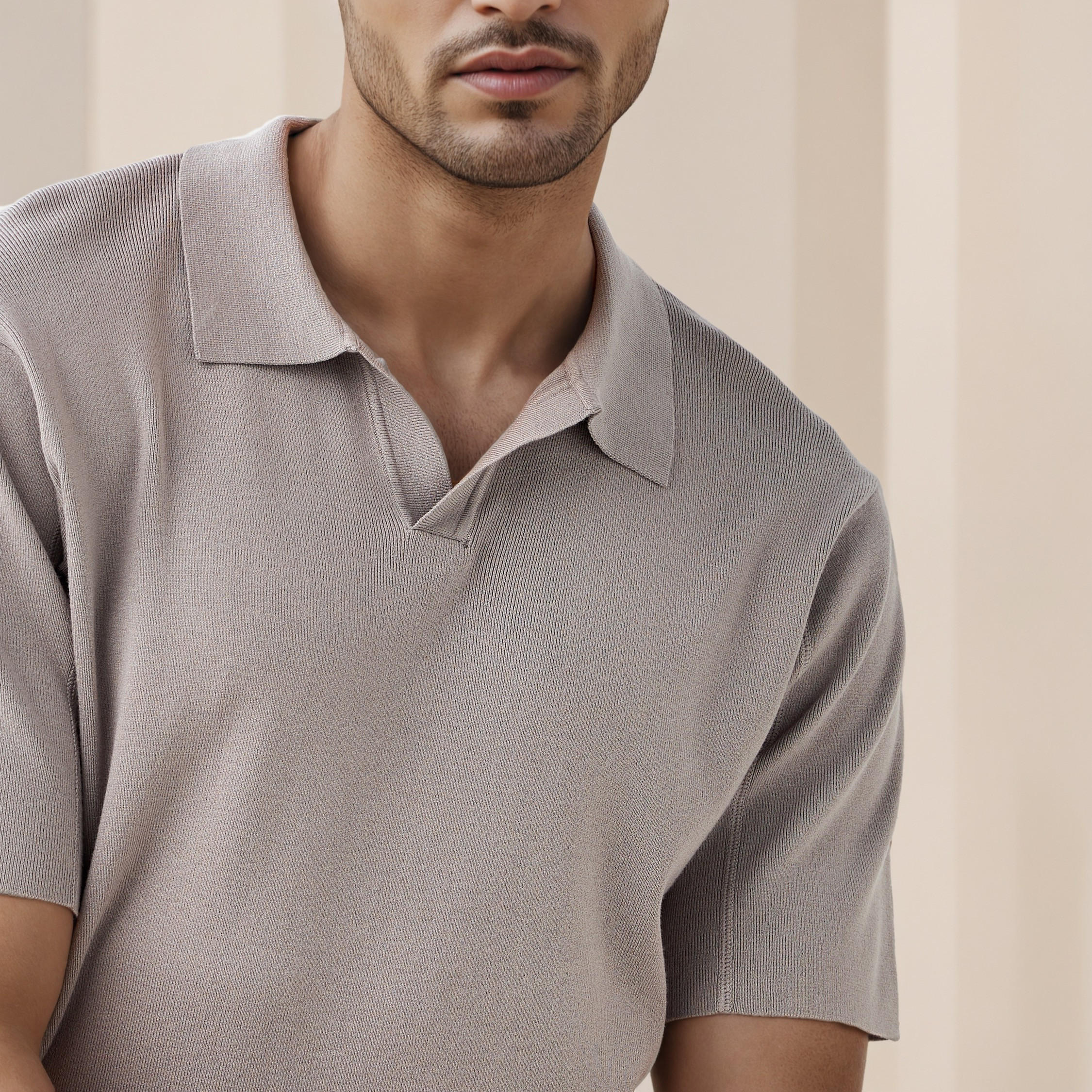 تيشيرت بولو بقصة عادية-men-clothing-sweatersandpullovers-image-2