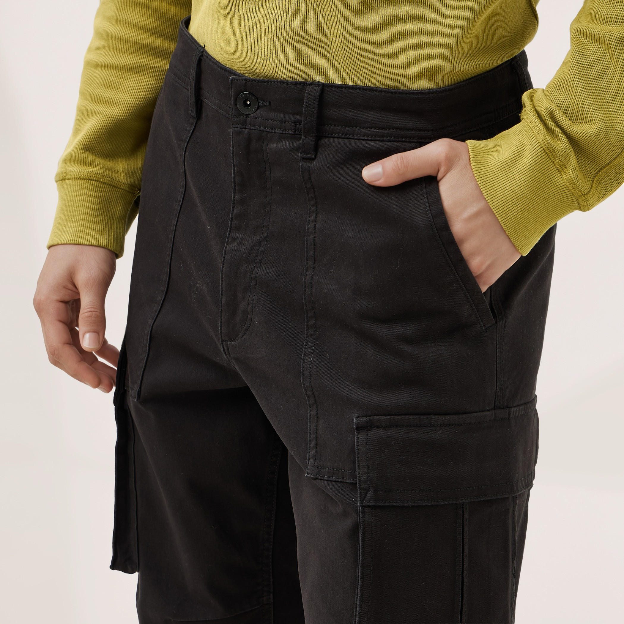 Regular Fit Twill Cargo Pants-men-clothing-bottoms-trousersandchinos-trousers-image-4