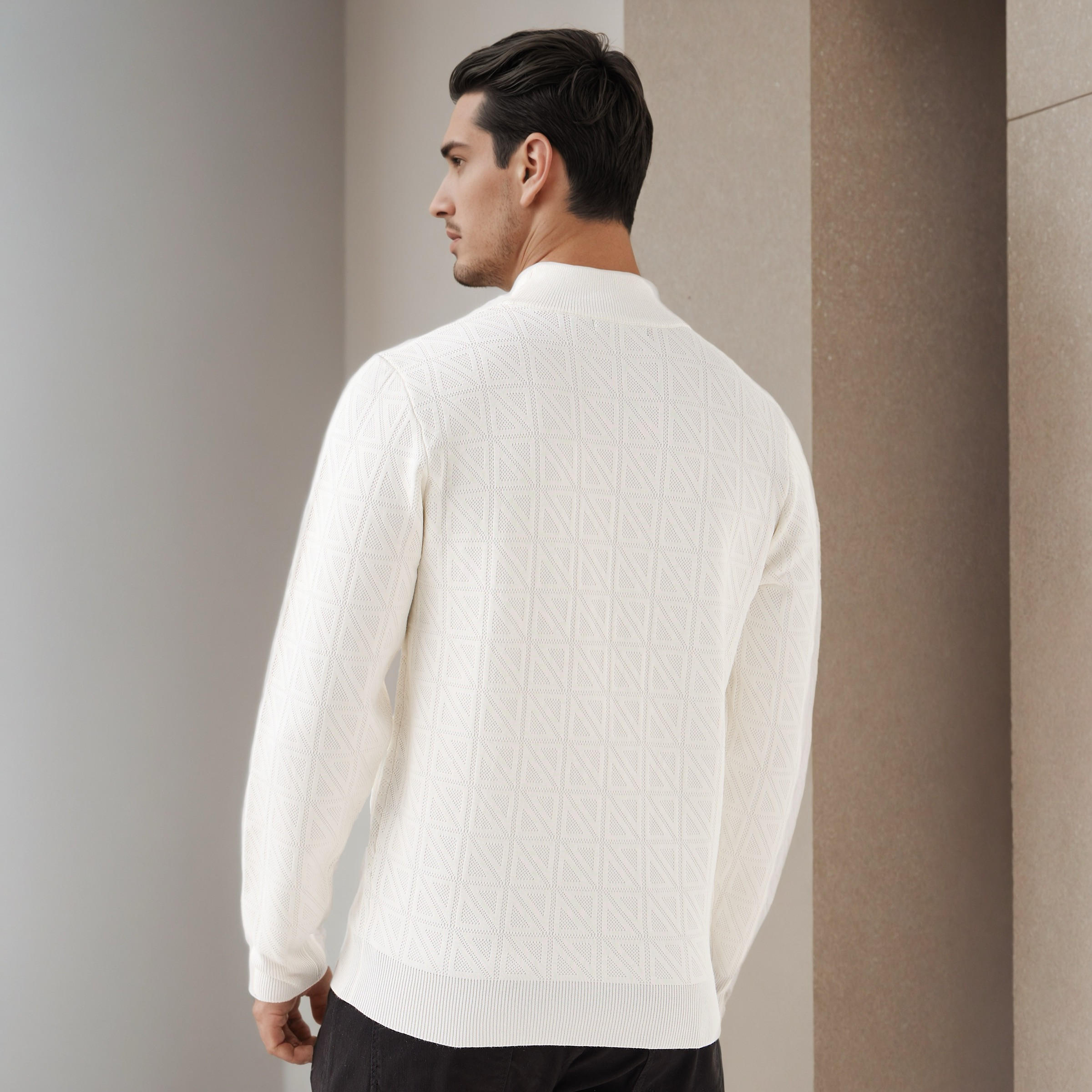 كنزة بارزة الملمس بأكمام طويلة-men-clothing-sweatersandpullovers-image-2