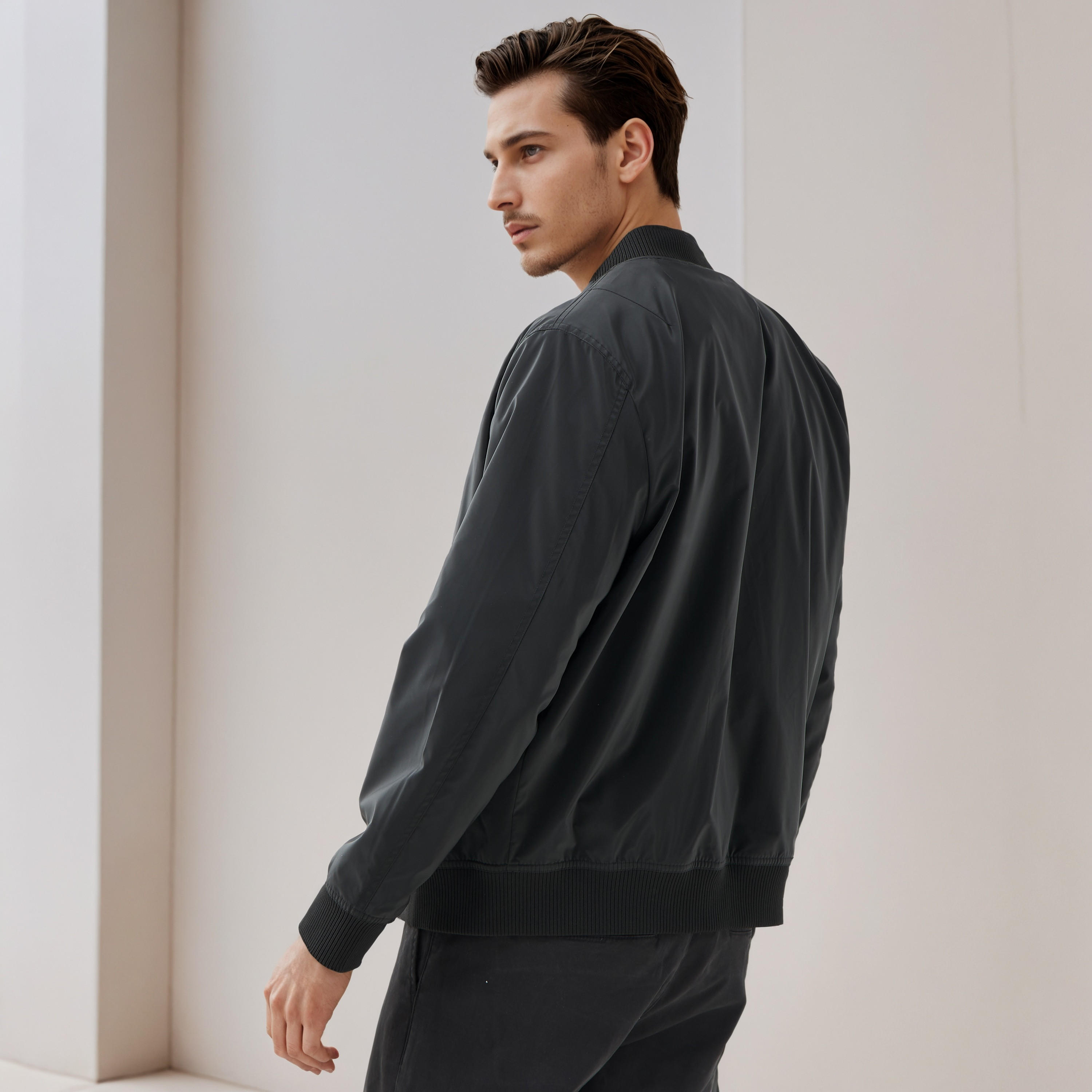 جاكيت بومبر رجالي بقصة عادية-men-clothing-jacketsandblazers-jackets-image-4