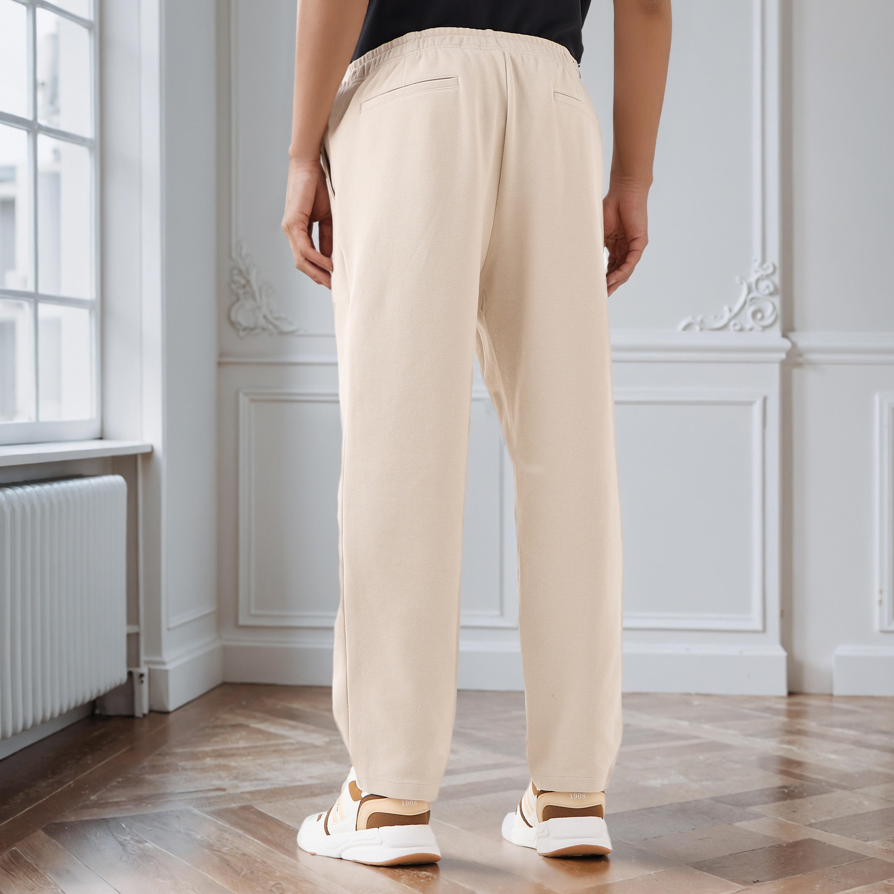 بنطلون رجالي بقصة مريحة وجيوب-men-clothing-bottoms-joggers-image-3
