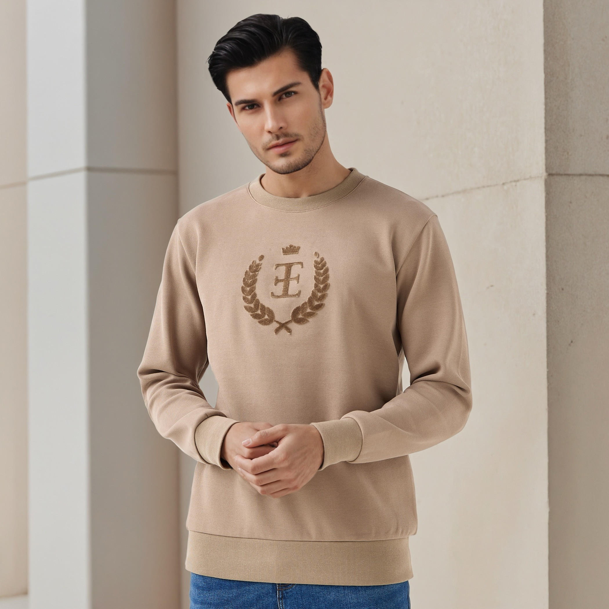 سويت شيرت مزيج قطني بقصة مريحة للرجال من إمبيرور-men-winterwear-hoodiesandsweatshirts-image-1