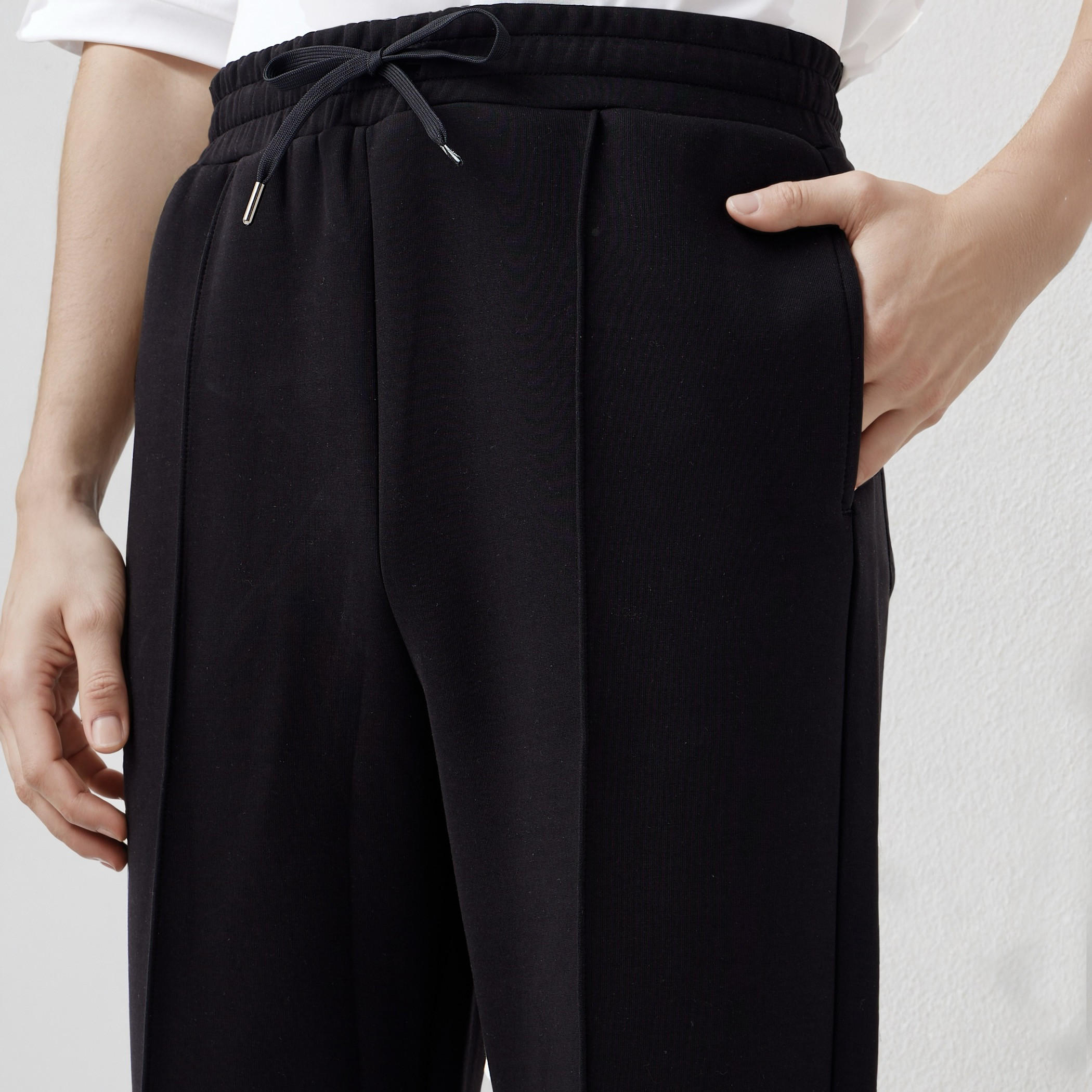 بنطلون رياضي بقصّة عادية وتفاصيل ألواح للرجال من إمبيرور-men-clothing-bottoms-joggers-image-2