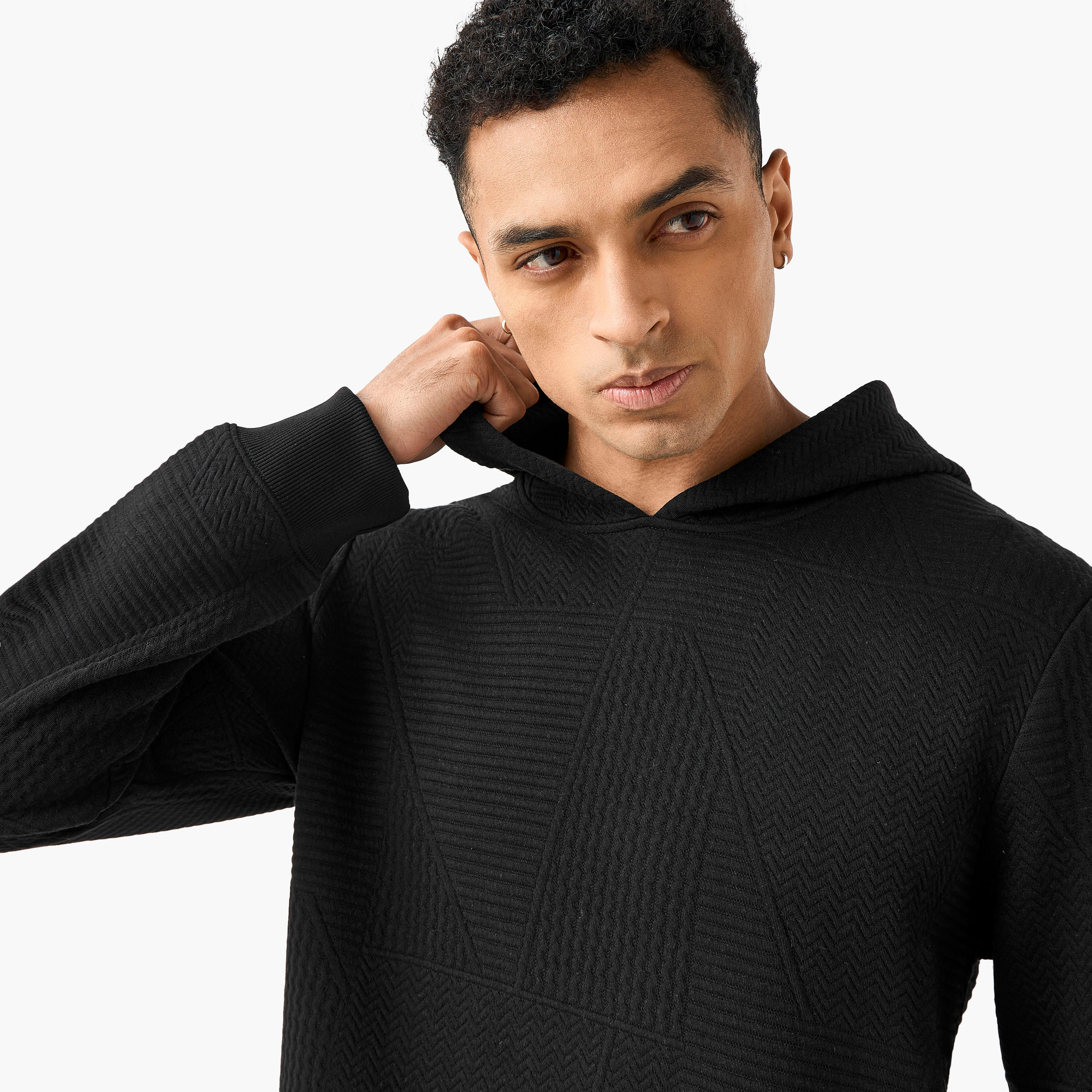هودي جاكار بارز الملمس بقصة مريحة للرجال من إمبيرور-men-winterwear-hoodiesandsweatshirts-image-6