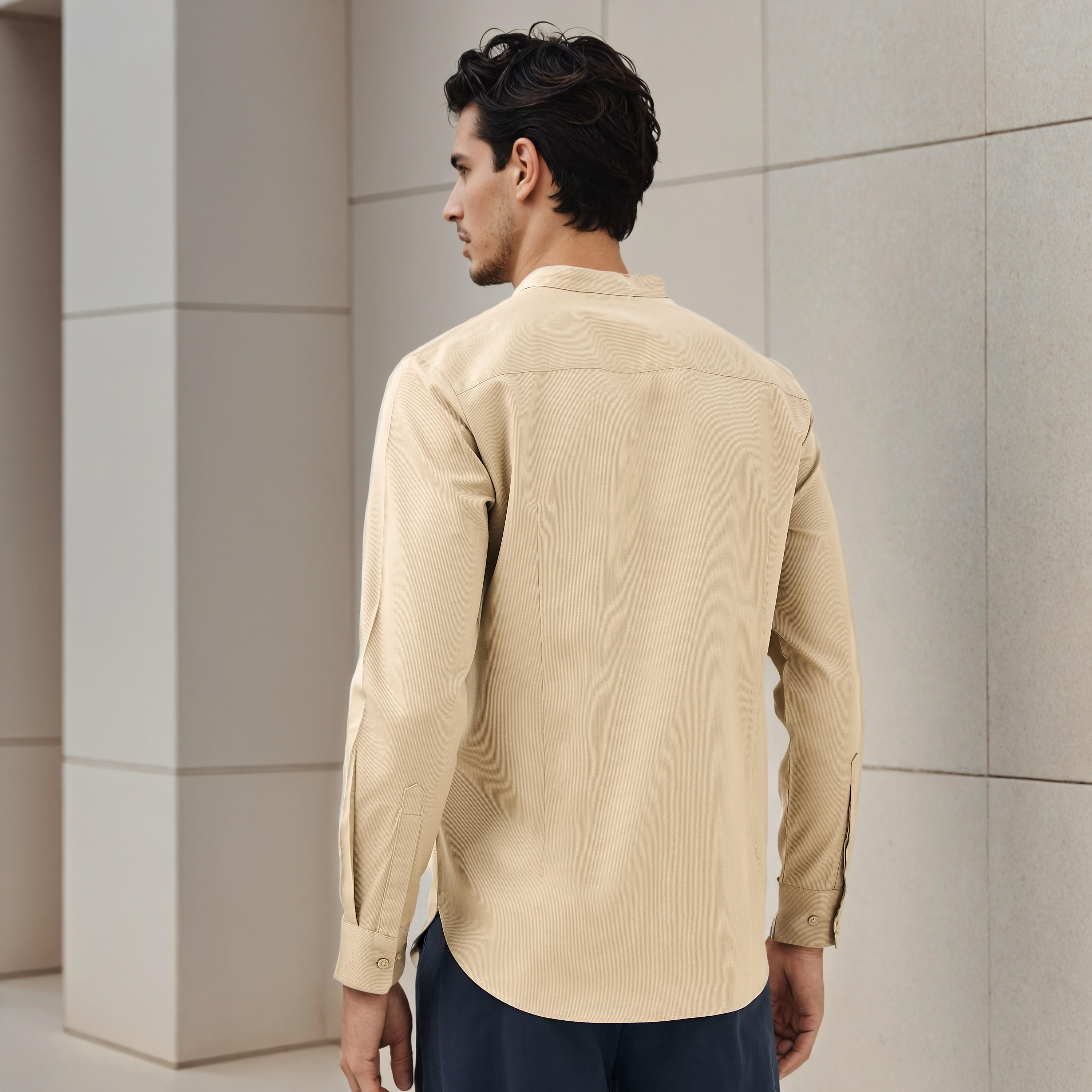 قميص بارز الملمس بقصة عادية وياقة ماندارين وأكمام طويلة-men-clothing-shirts-image-3