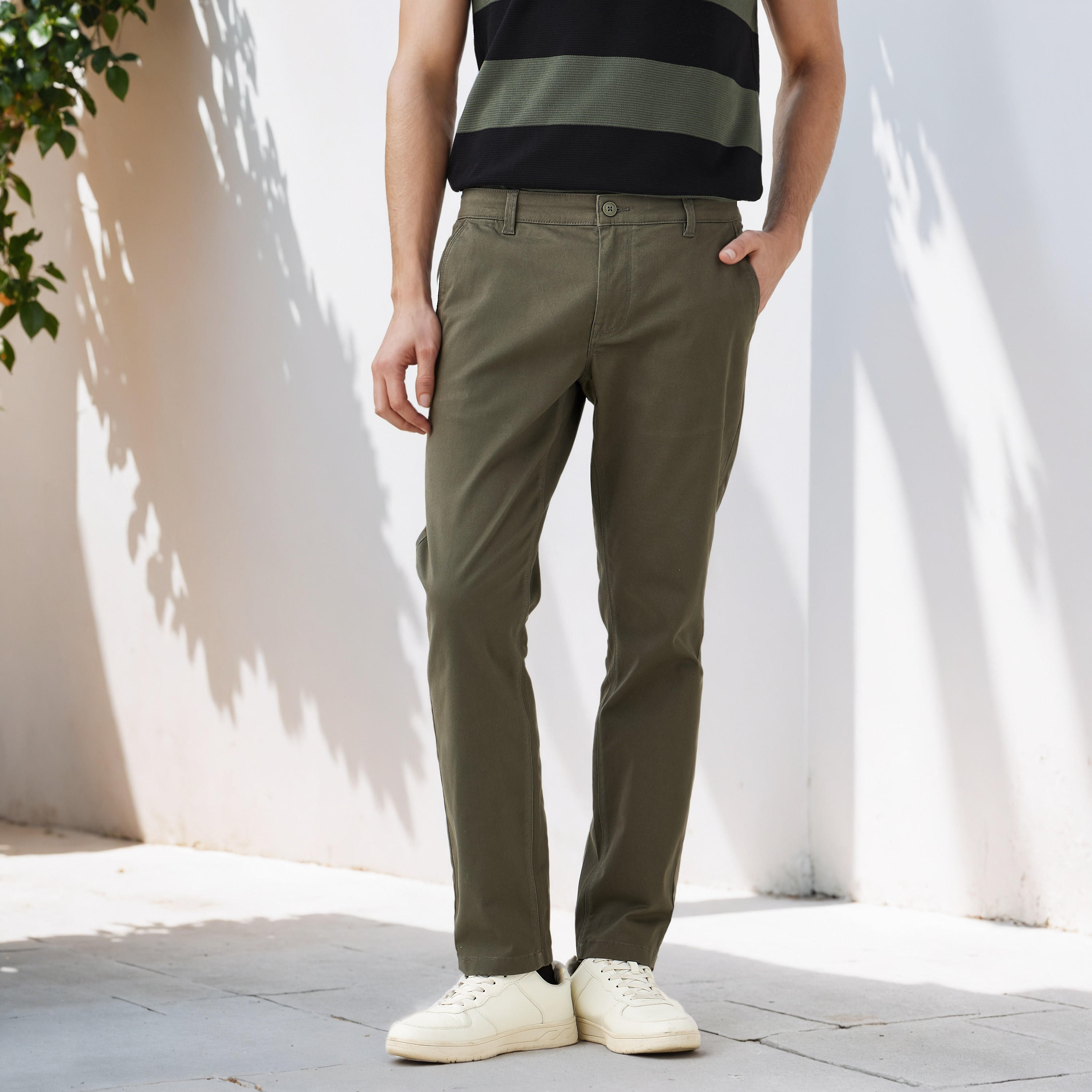 بنطلون تشينو مزيج قطني بقصة عادية وطول كامل للرجال-men-clothing-bottoms-trousersandchinos-chinos-image-1