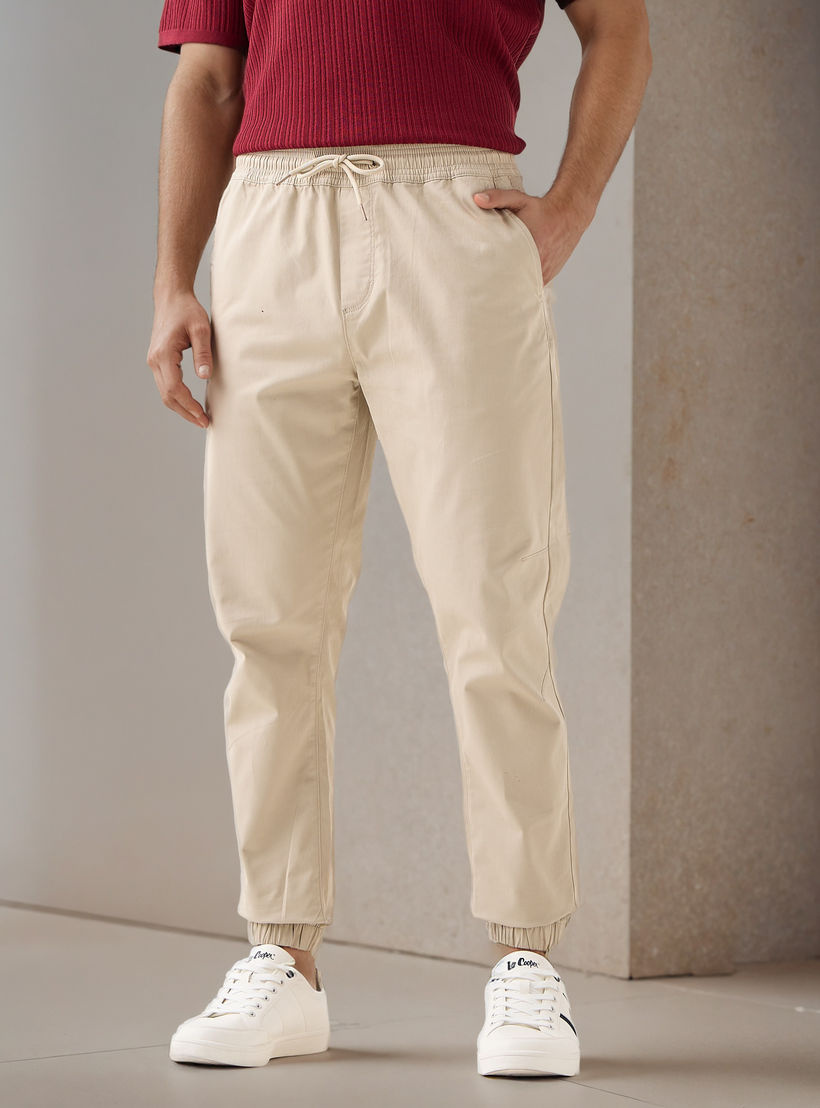 بنطلون رياضي بخصر مطاطي ورباط-men-clothing-bottoms-joggers-image-1