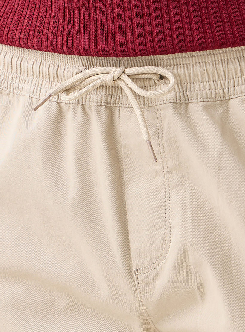 بنطلون رياضي بخصر مطاطي ورباط-men-clothing-bottoms-joggers-image-5