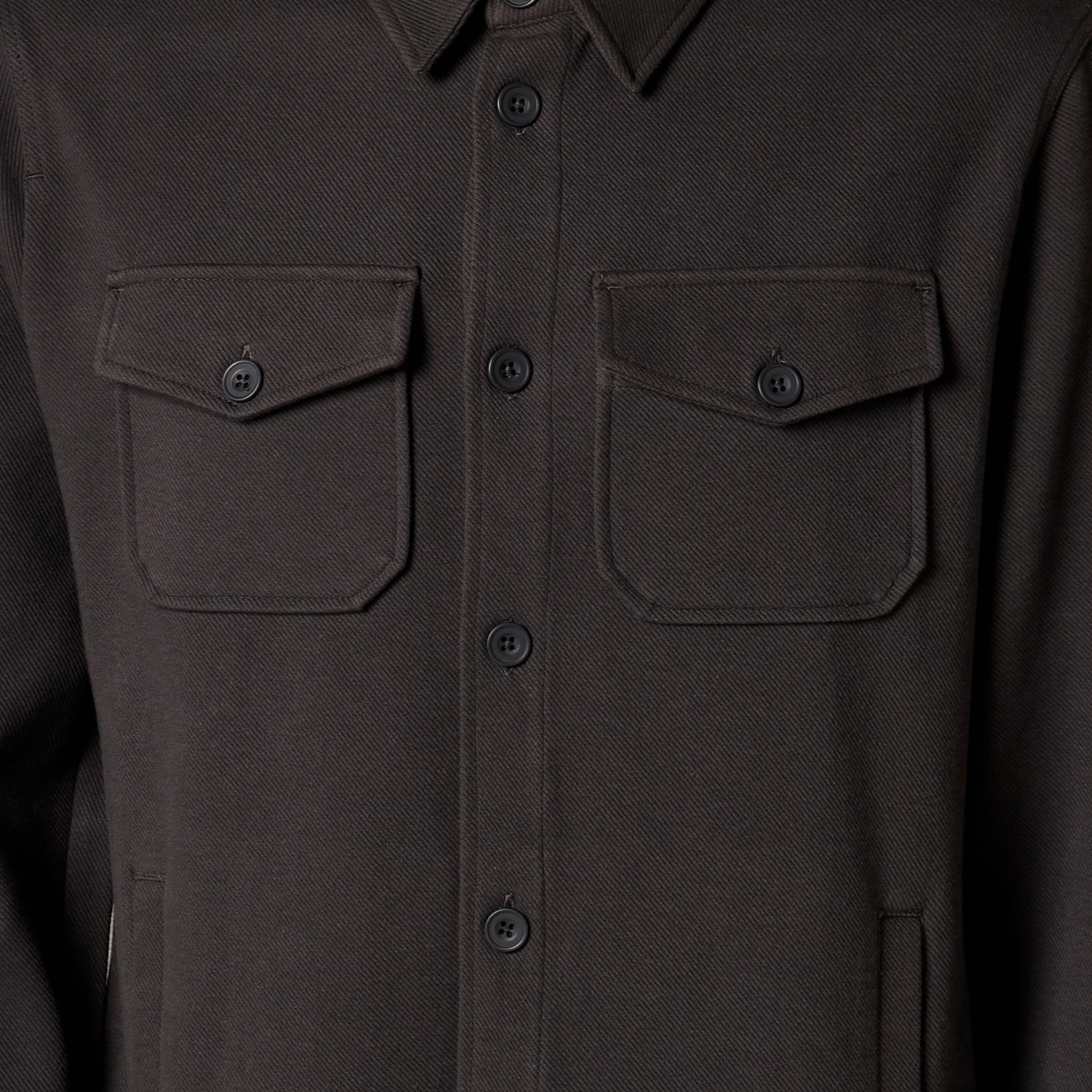 شاكيت رجالي بقصة عادية وجيب بطيّة-men-clothing-jacketsandblazers-jackets-image-1