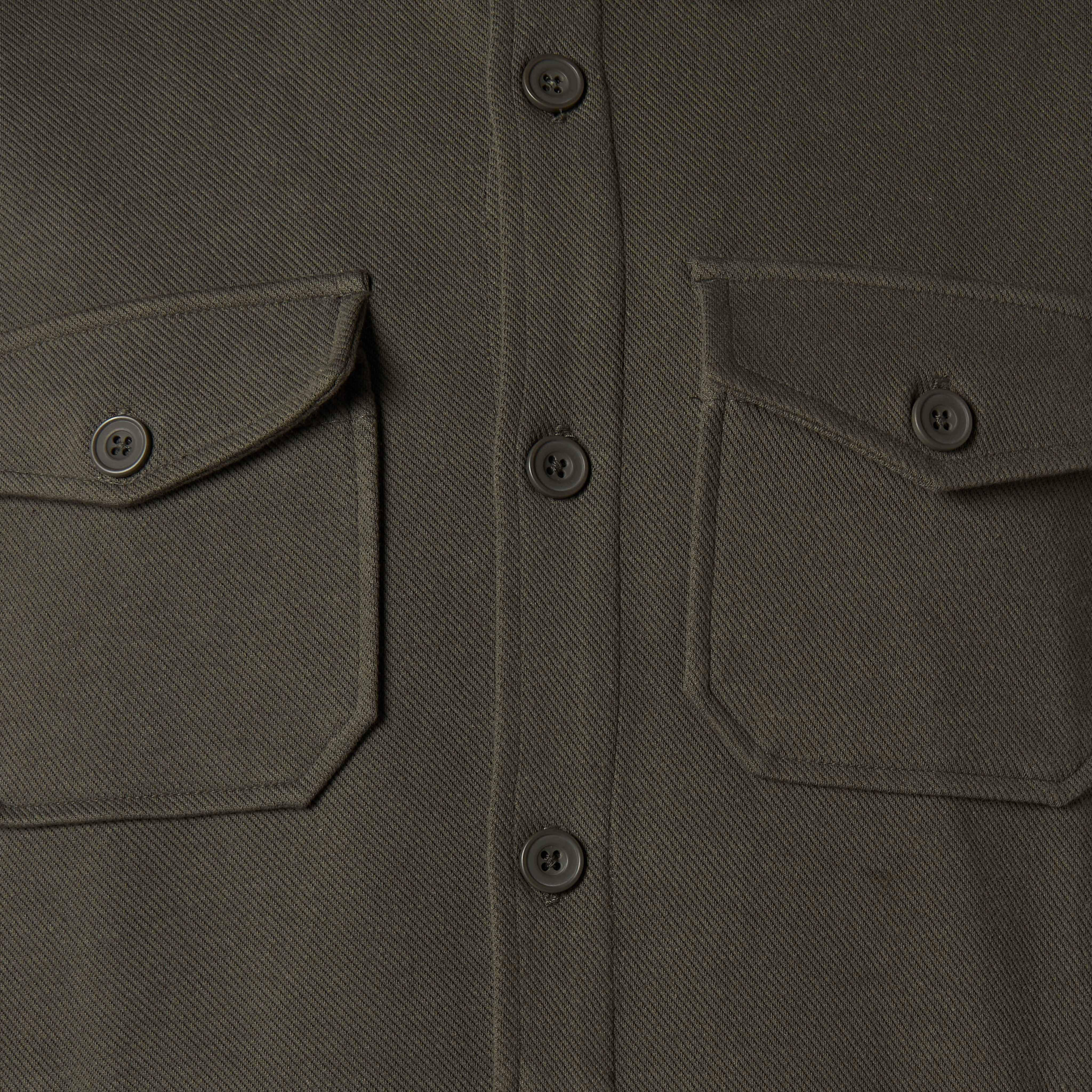 شاكيت رجالي بقصة عادية وجيب بطيّة-men-clothing-jacketsandblazers-jackets-image-1