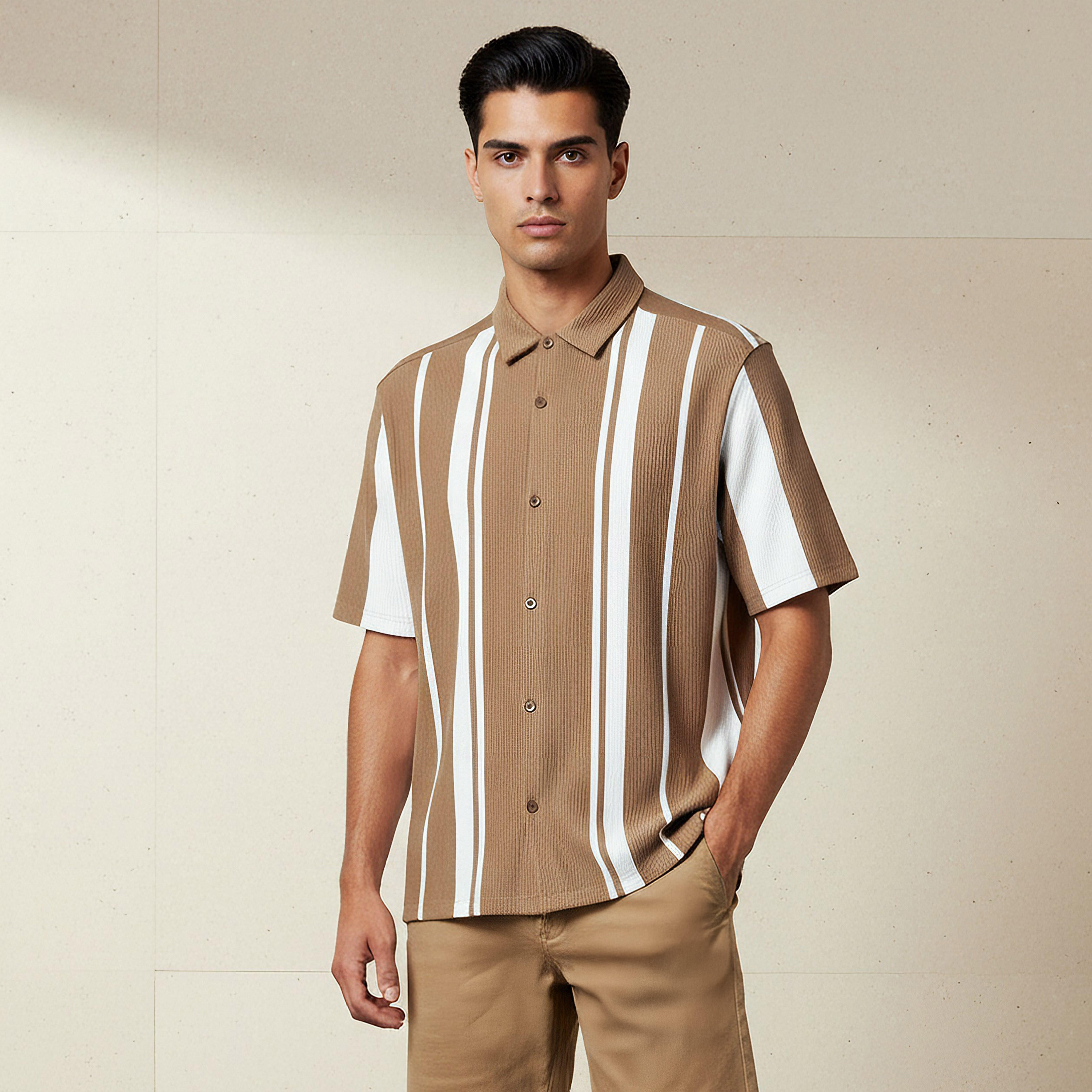 تيشيرت ريسورت بولو رجالي مخطط بياقة وقصة عادية وأكمام قصيرة-men-clothing-shirts-image-1