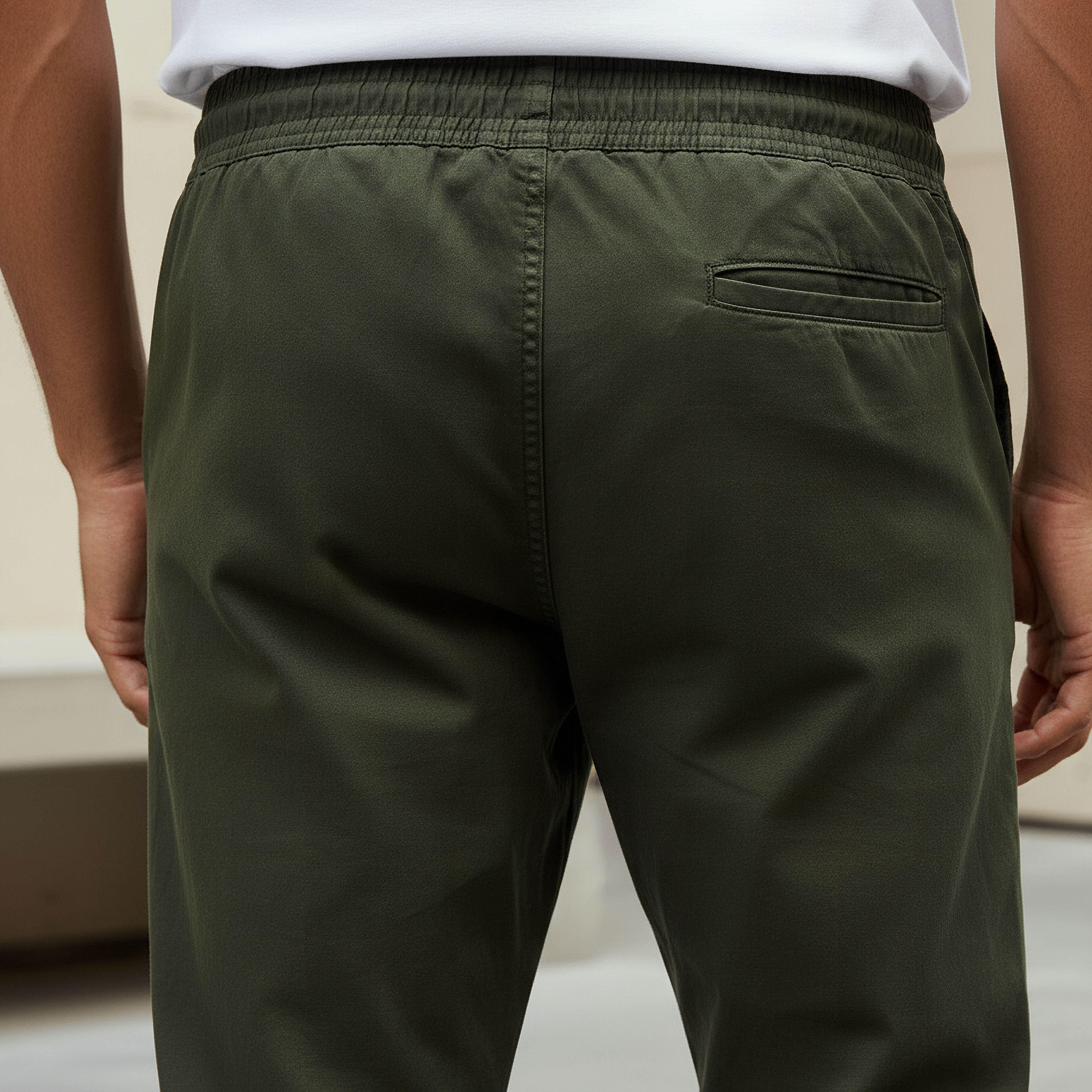 بنطلون رياضي بقصّة سليم وجيوب للرجال-men-clothing-bottoms-joggers-image-4
