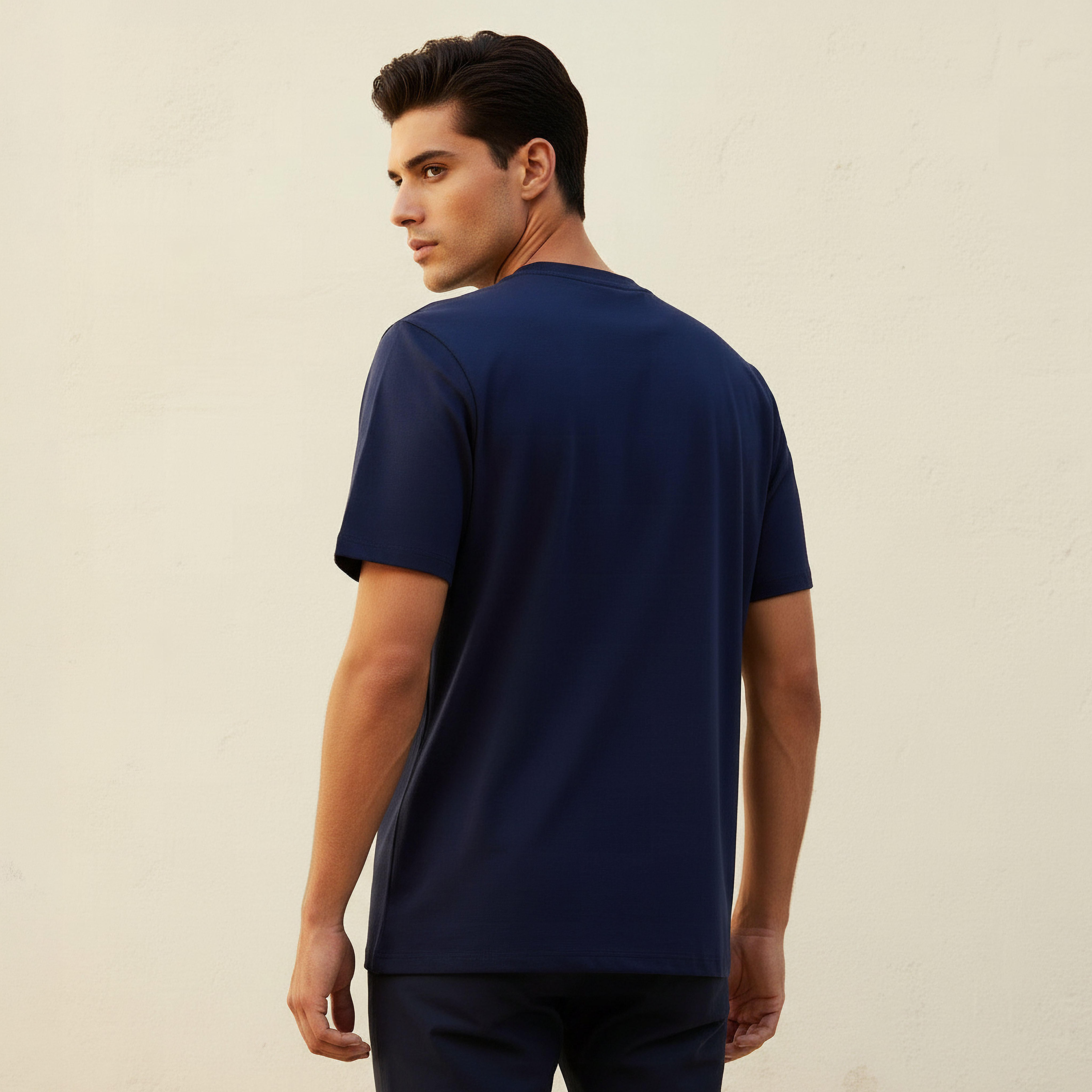 تيشيرت بأكمام قصيرة ورقبة ضيقة وقصة عادية من إمبيرور-men-clothing-tshirtsandpolos-tshirts-image-1