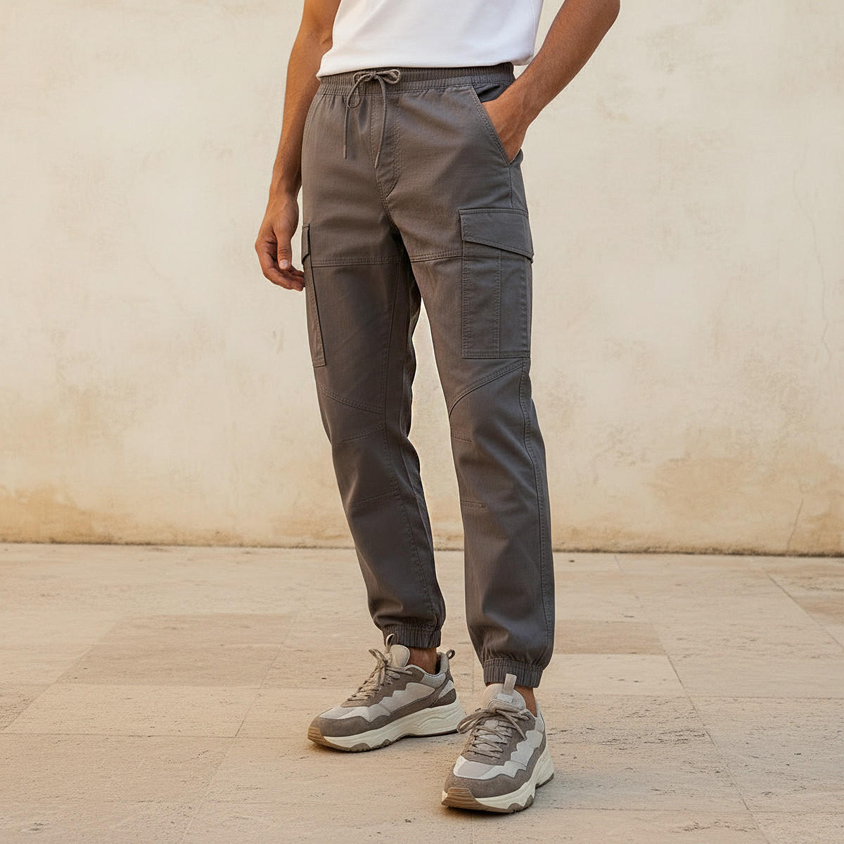Men Baggy Fit Cargo Joggers-men-clothing-bottoms-joggers-image-1