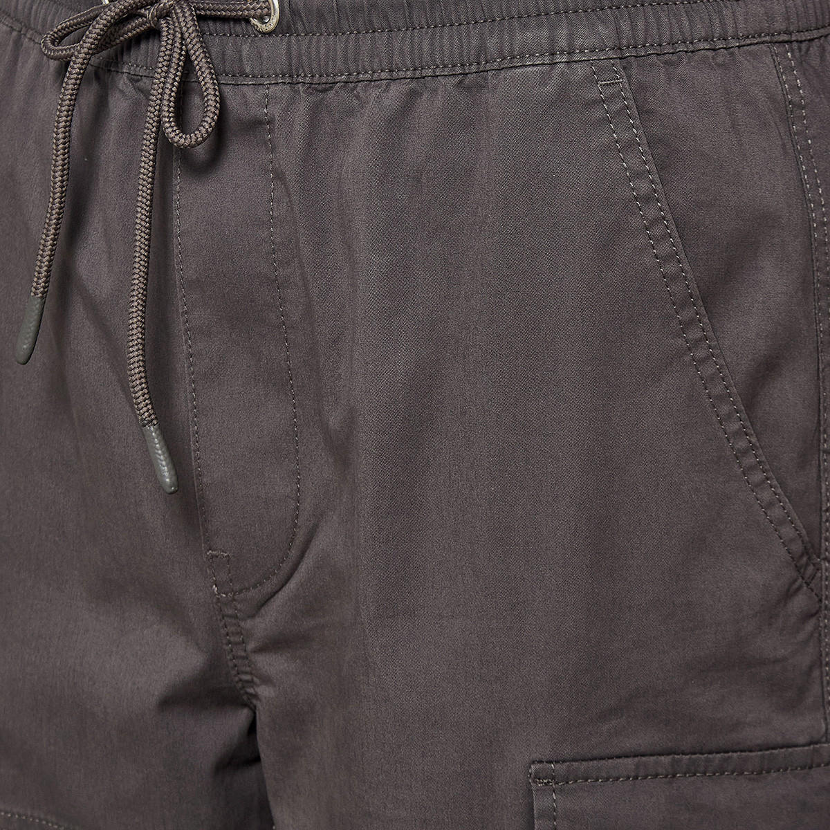 Men Baggy Fit Cargo Joggers-men-clothing-bottoms-joggers-image-2