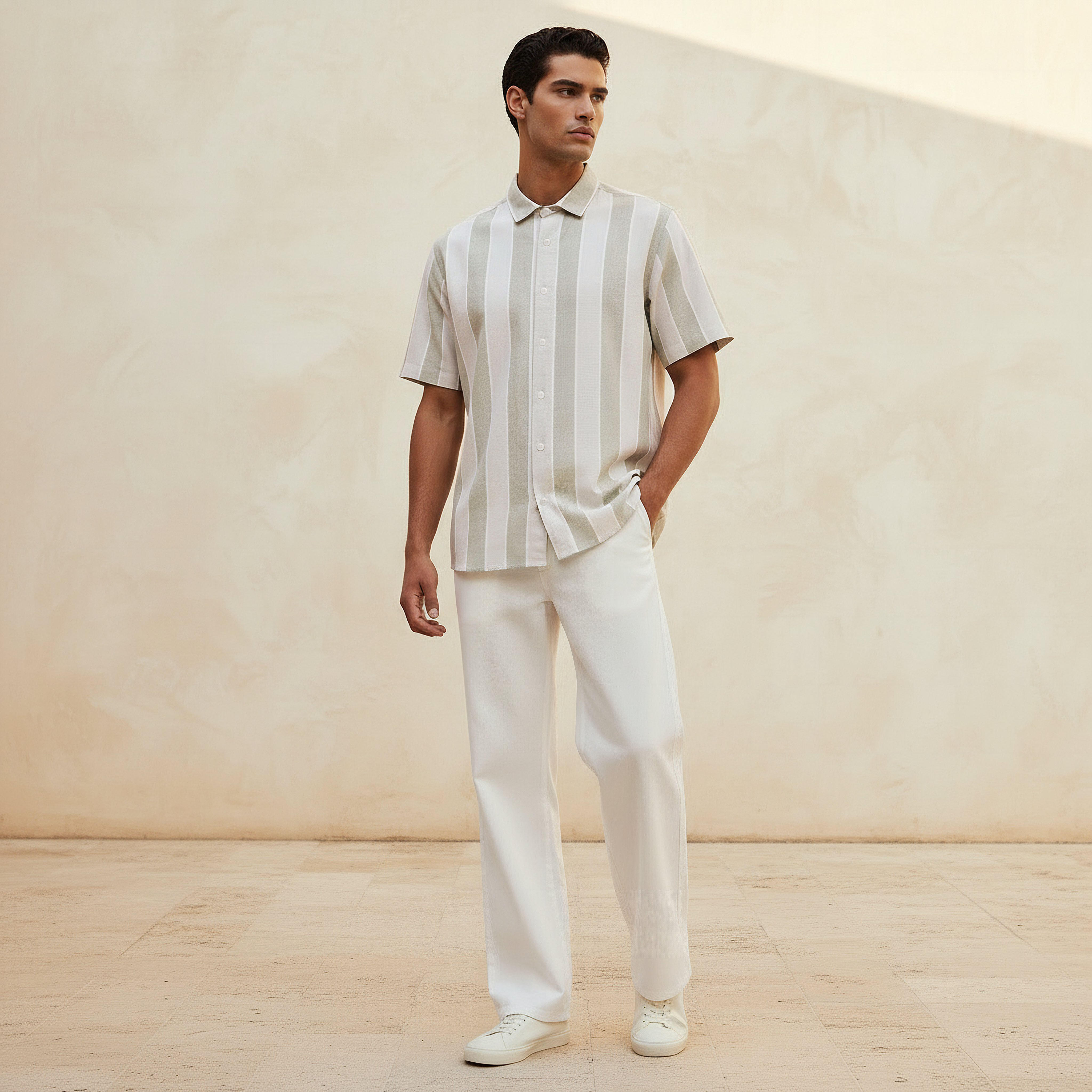 قميص رجالي مخطط بياقة وقصة عادية وأكمام قصيرة-men-clothing-shirts-image-3