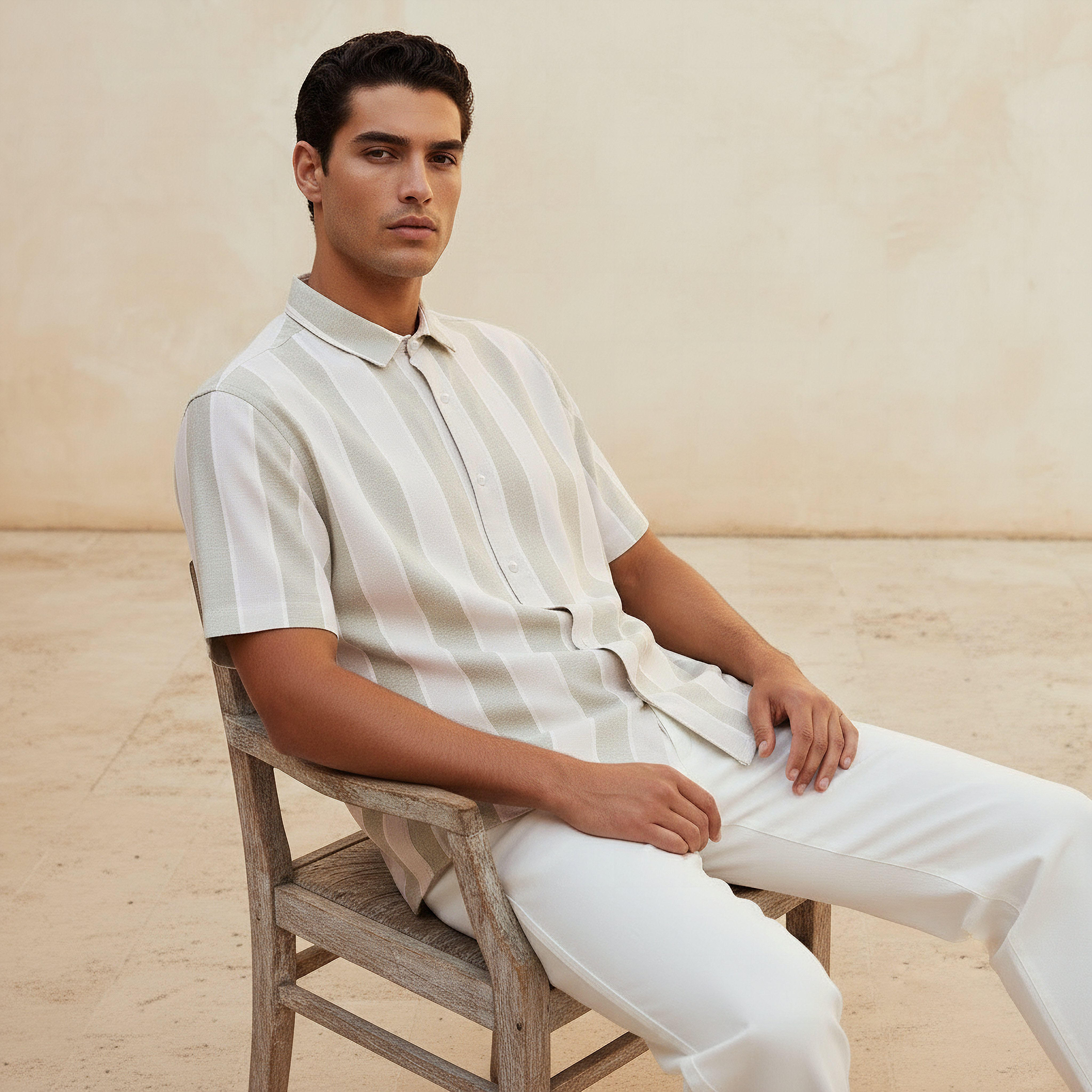 قميص رجالي مخطط بياقة وقصة عادية وأكمام قصيرة-men-clothing-shirts-image-5