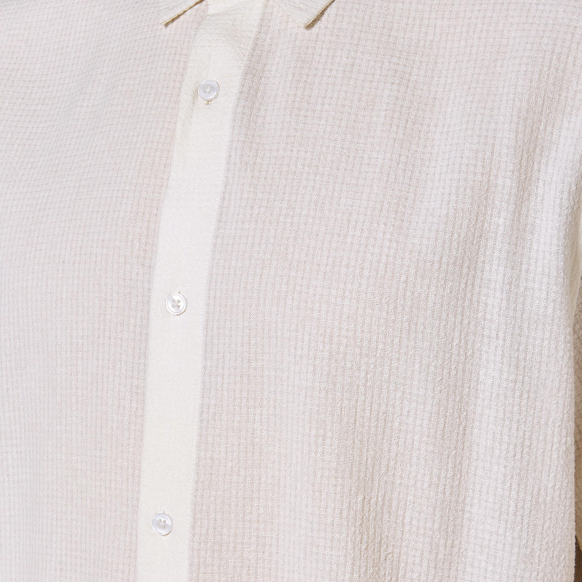 Men Regular Fit Collared Textured Short Sleeves Shirt-men-clothing-shirts-image-2