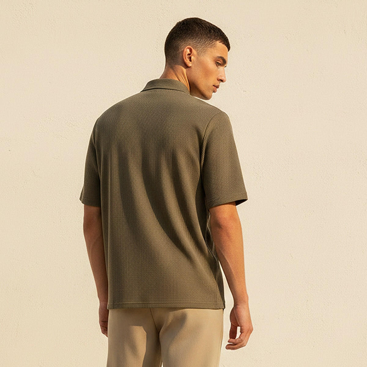 Splash Smart Regular Fit Collared Textured Short Sleeves Shirt-men-clothing-shirts-image-4