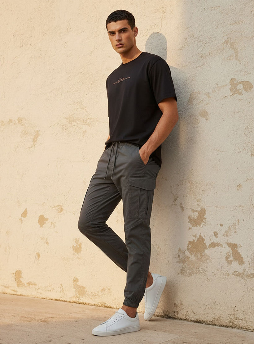 Men Baggy Fit Cargo Joggers with Drawstring Closure-men-clothing-bottoms-joggers-image-3