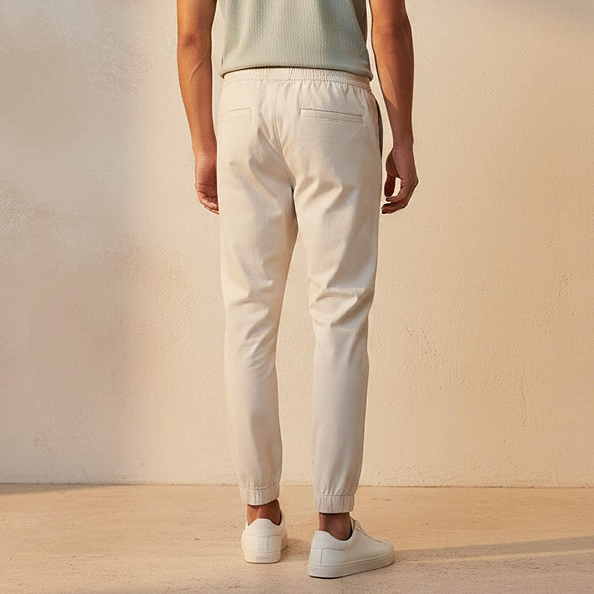 بنطلون رياضي بقصّة سليم وخصر مرن من سبلاش سمارت-men-clothing-bottoms-joggers-image-4