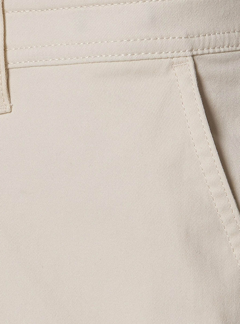 شورت تشينو رجالي بقصة سليم-men-clothing-bottoms-shorts-image-2