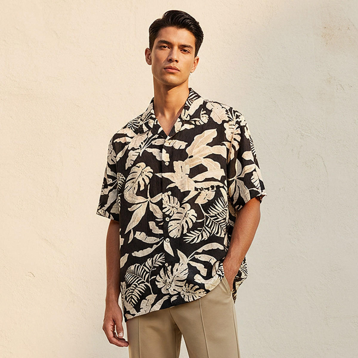 Splash Smart Regular Fit Collared Printed Short Sleeves Resort Shirt-men-clothing-shirts-image-1