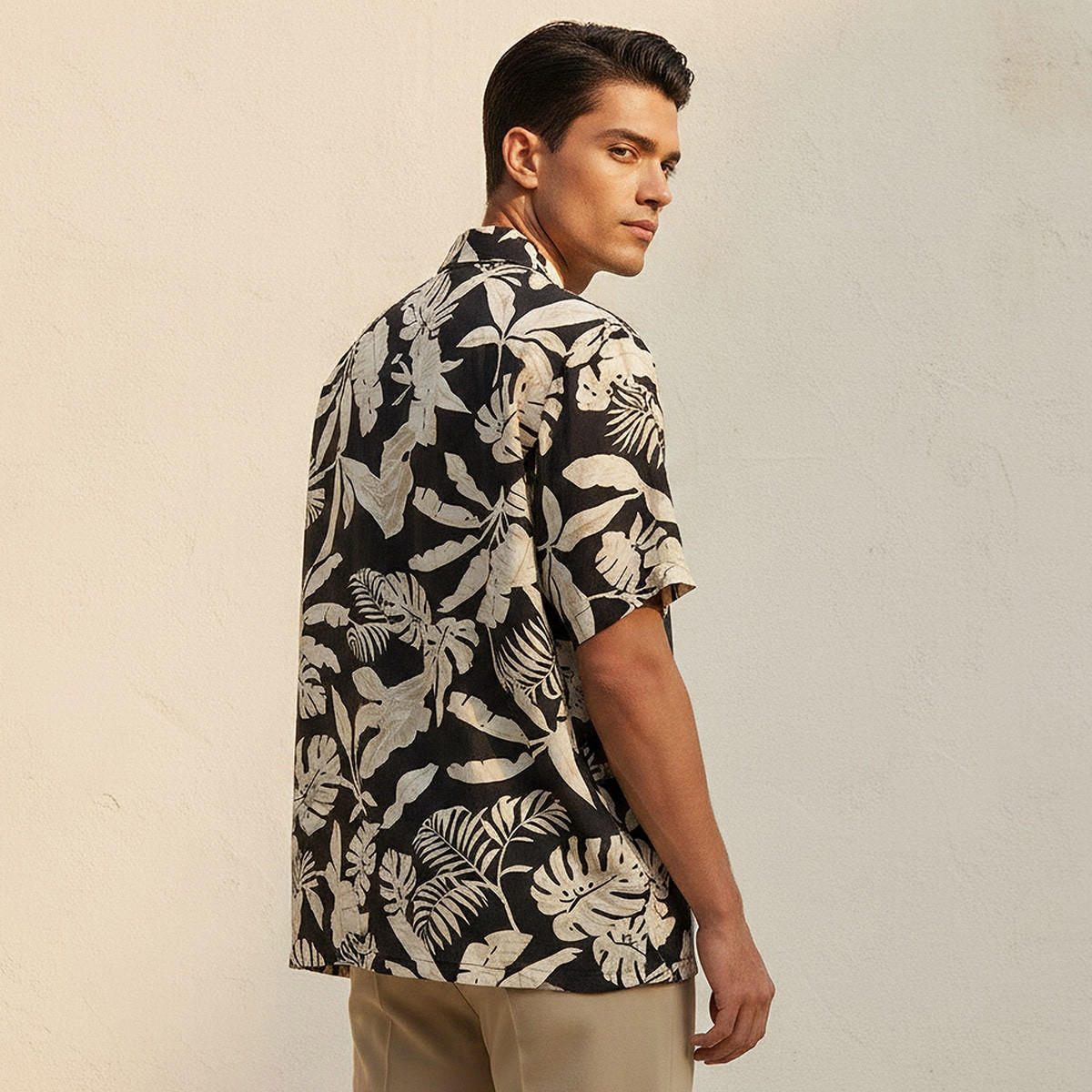 Splash Smart Regular Fit Collared Printed Short Sleeves Resort Shirt-men-clothing-shirts-image-4