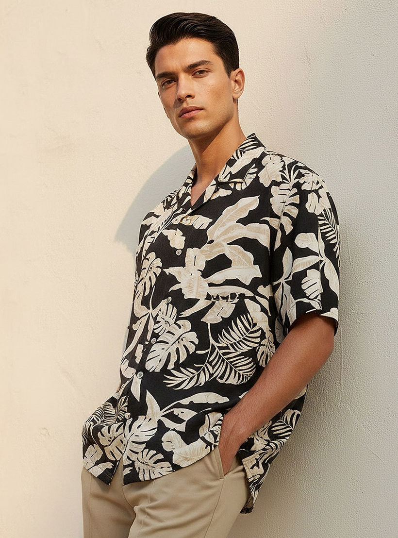 Splash Smart Regular Fit Collared Printed Short Sleeves Resort Shirt-men-clothing-shirts-image-5