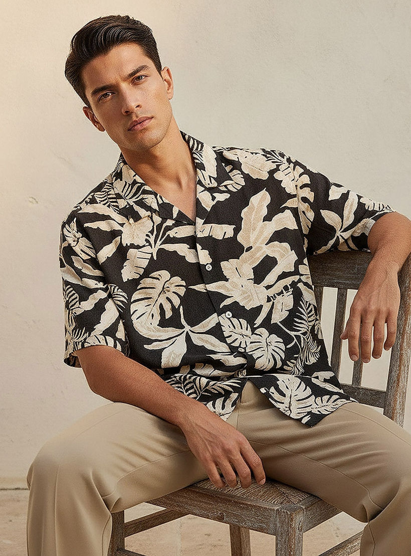 Splash Smart Regular Fit Collared Printed Short Sleeves Resort Shirt-men-clothing-shirts-image-6