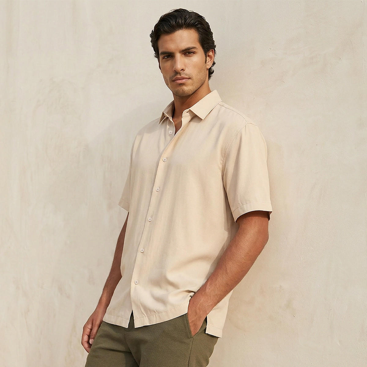 قميص بقصة عادية وياقة وأكمام قصيرة من سبلاش سمارت-men-clothing-shirts-image-1